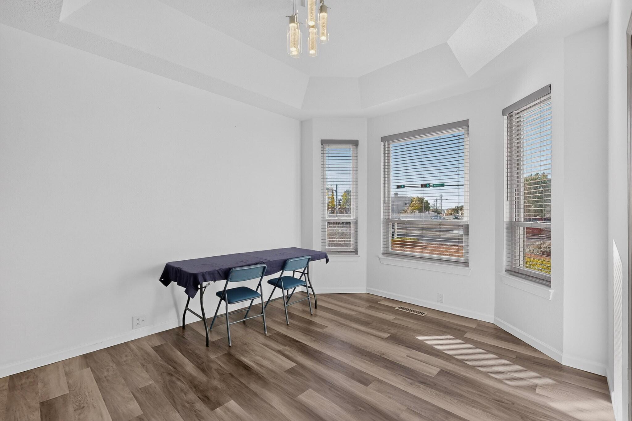 Photo 13 — 233 Nicklaus Drive SE