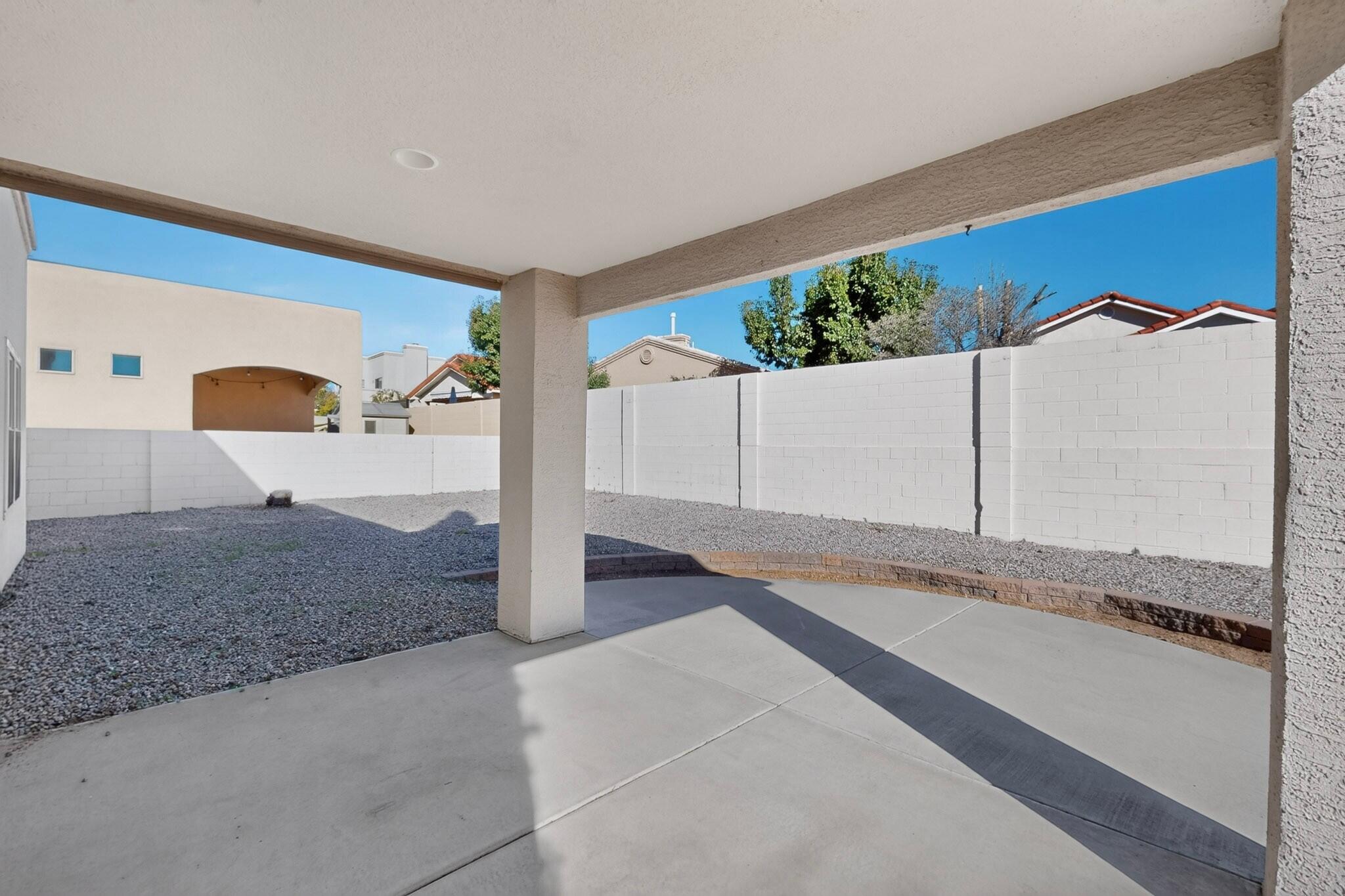 Photo 7 — 233 Nicklaus Drive SE