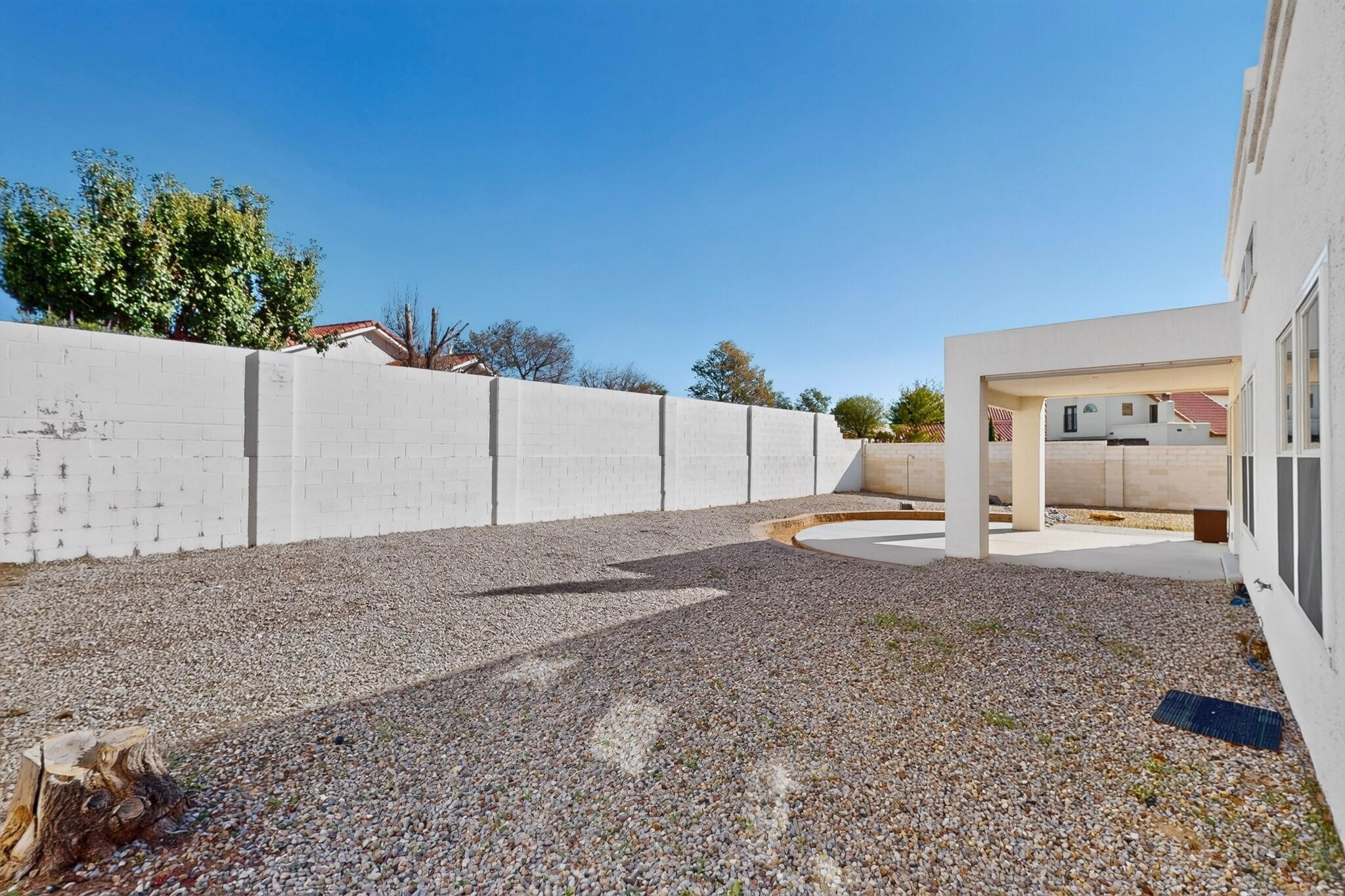 Photo 3 — 233 Nicklaus Drive SE