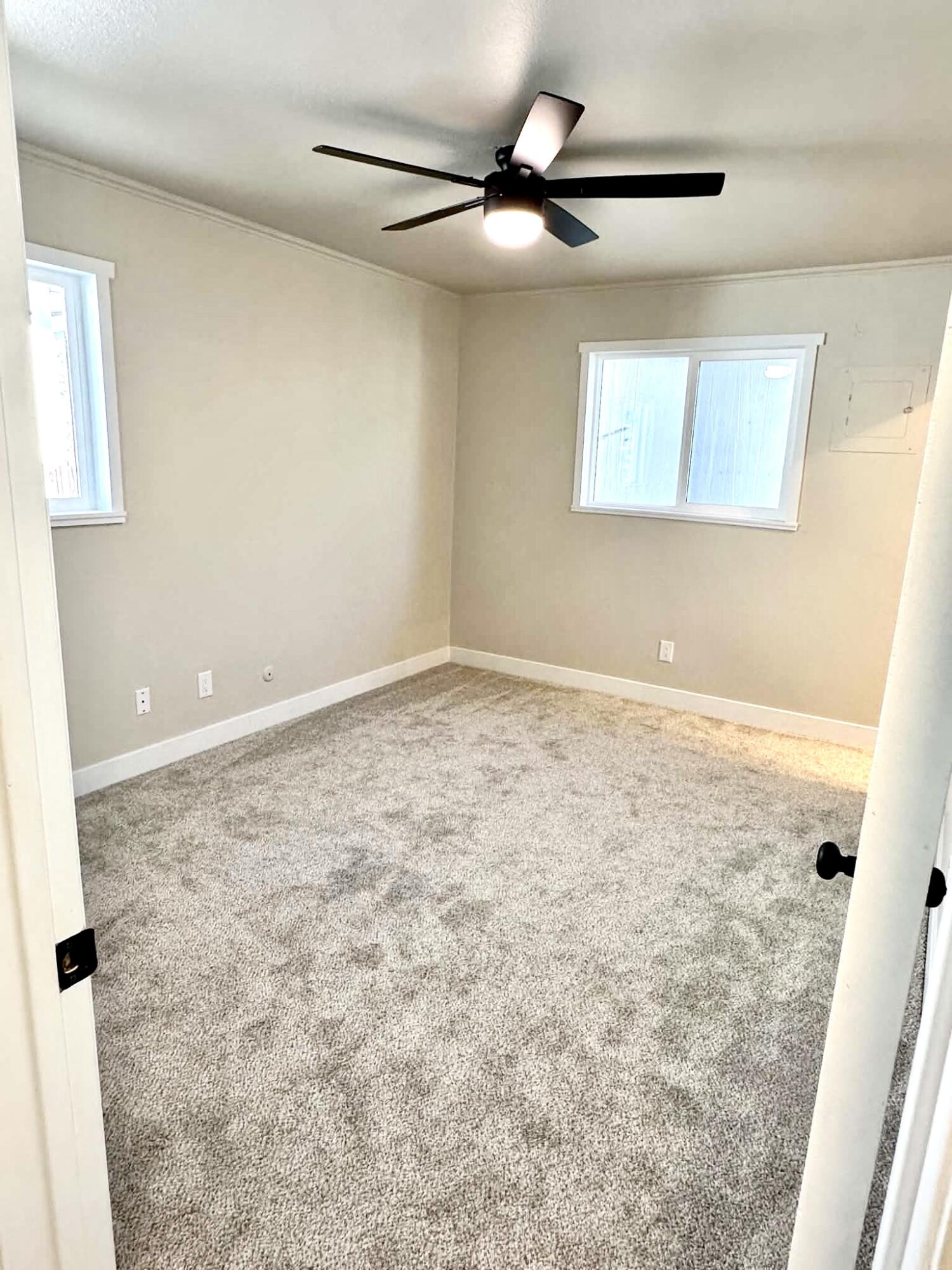 Photo 12 — 1508 Muriel Street NE