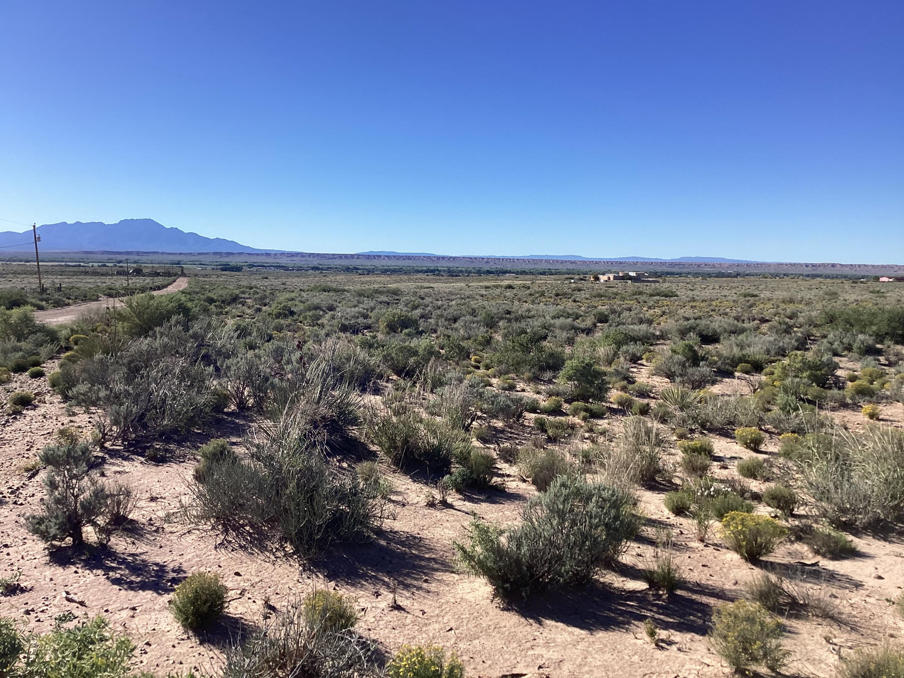 35 Torian Road, Veguita, NM 87062