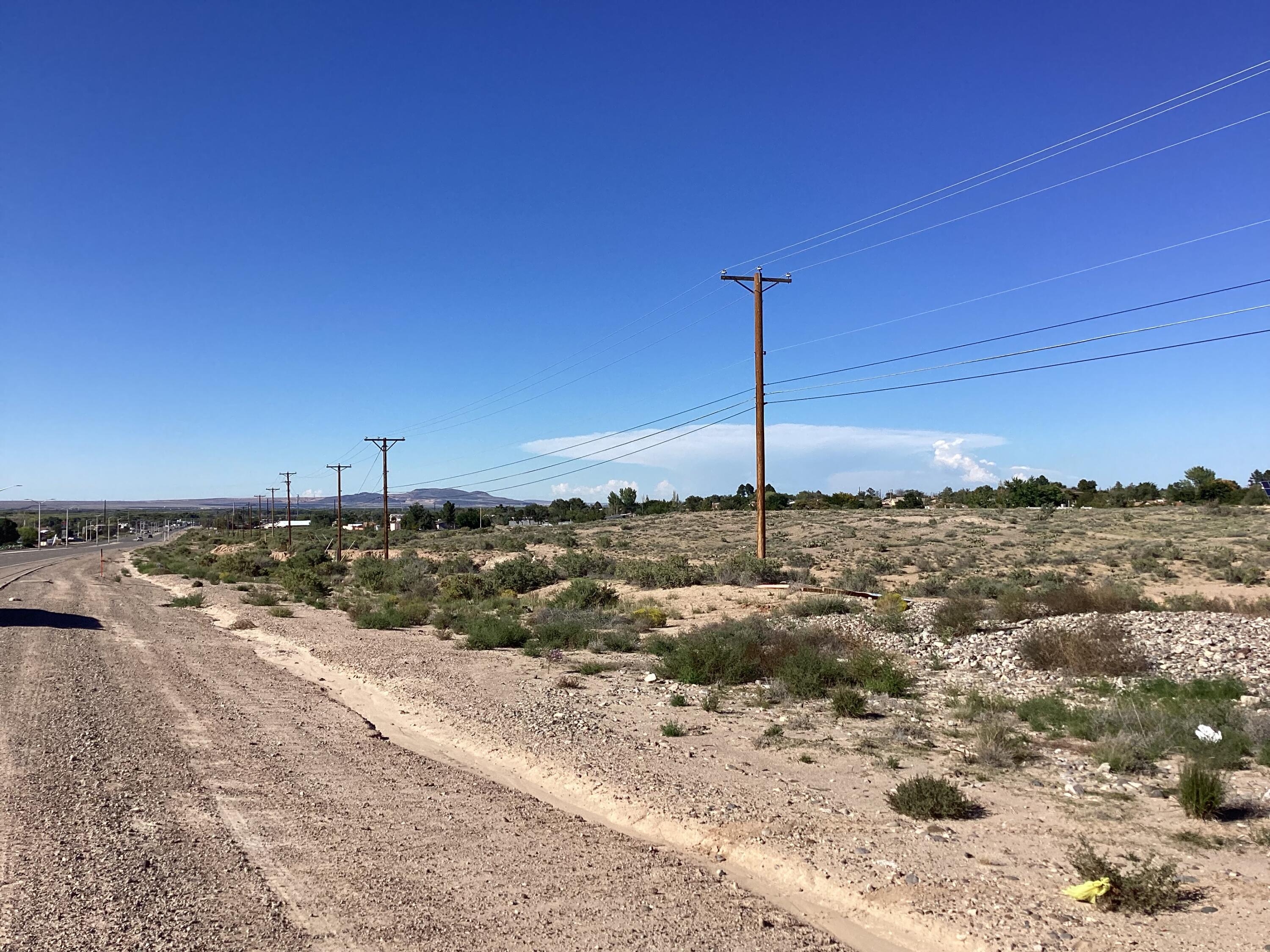 Photo 17 — 35 Torian Road