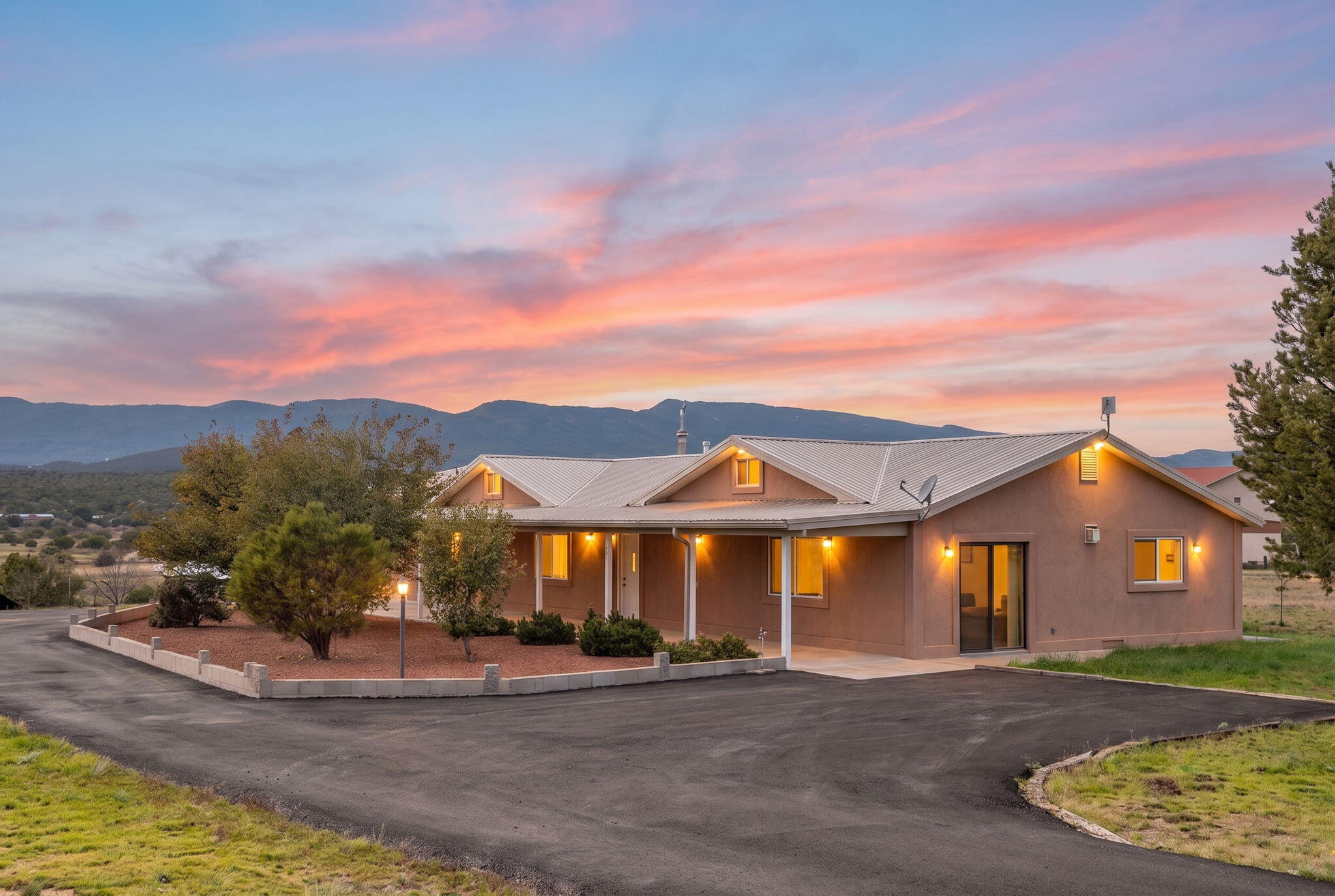36 Vallecitos Road, Tijeras, NM 87059