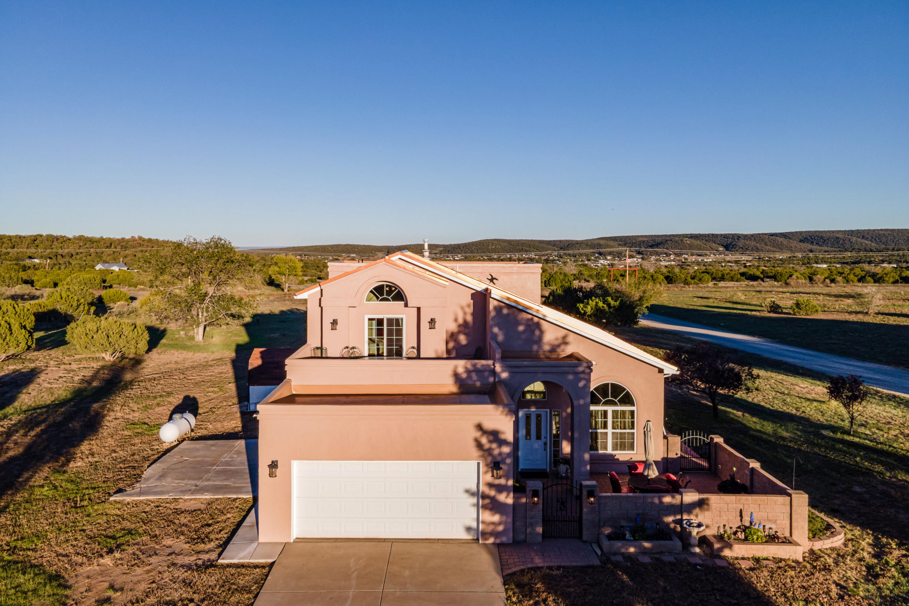 Photo 14 — 708 Tierra Alegre Court