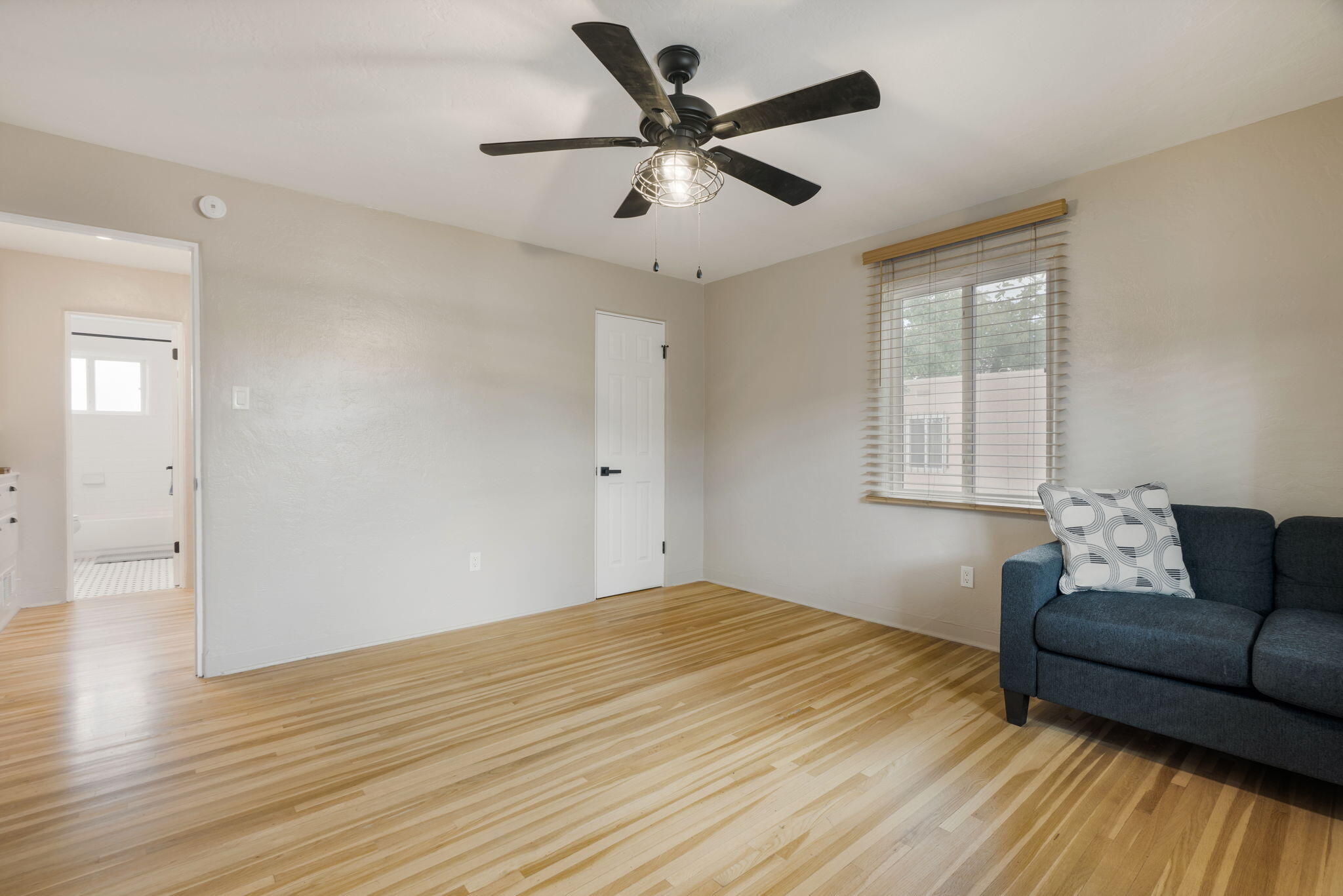 Photo 14 — 1609 Cornell Drive SE