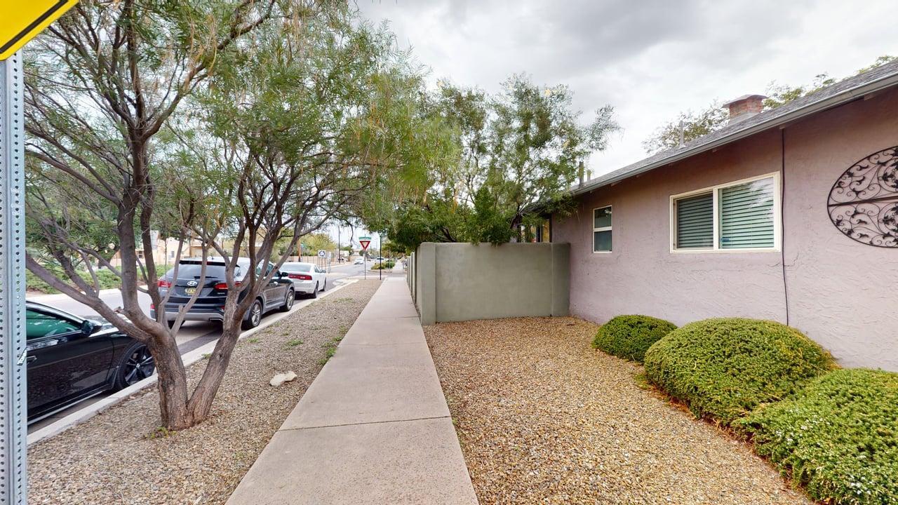 Photo 3 — 124 Princeton Drive SE