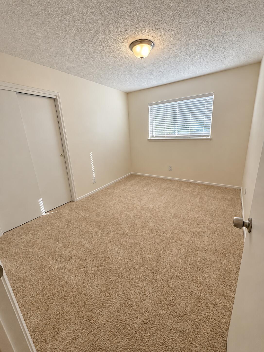 Photo 12 — 3708 Chelwood Drive NE