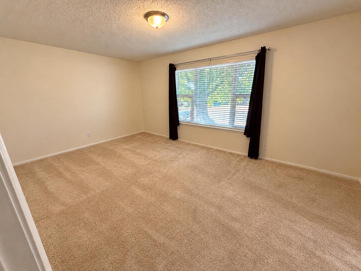 Photo 13 — 3708 Chelwood Drive NE