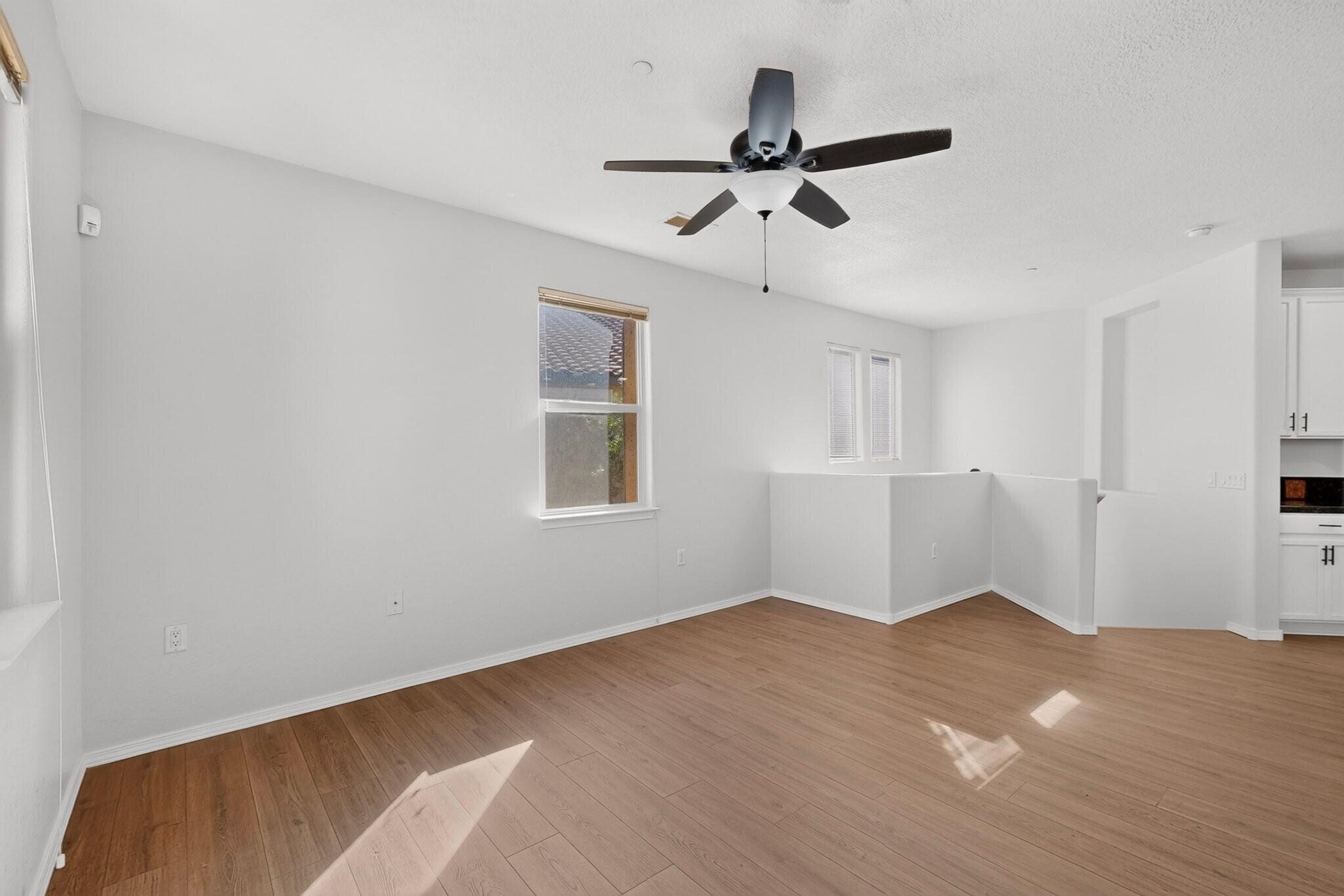 Photo 11 — 601 Menaul Boulevard NE UNIT 3601
