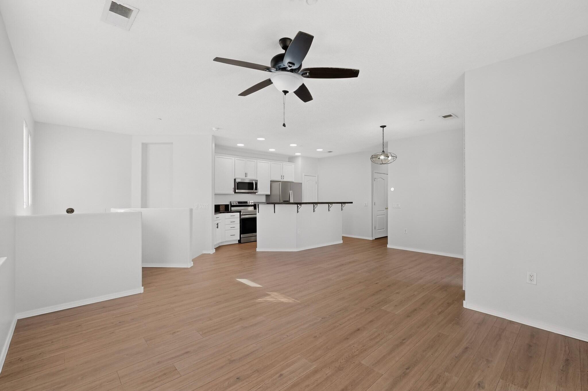 Photo 12 — 601 Menaul Boulevard NE UNIT 3601