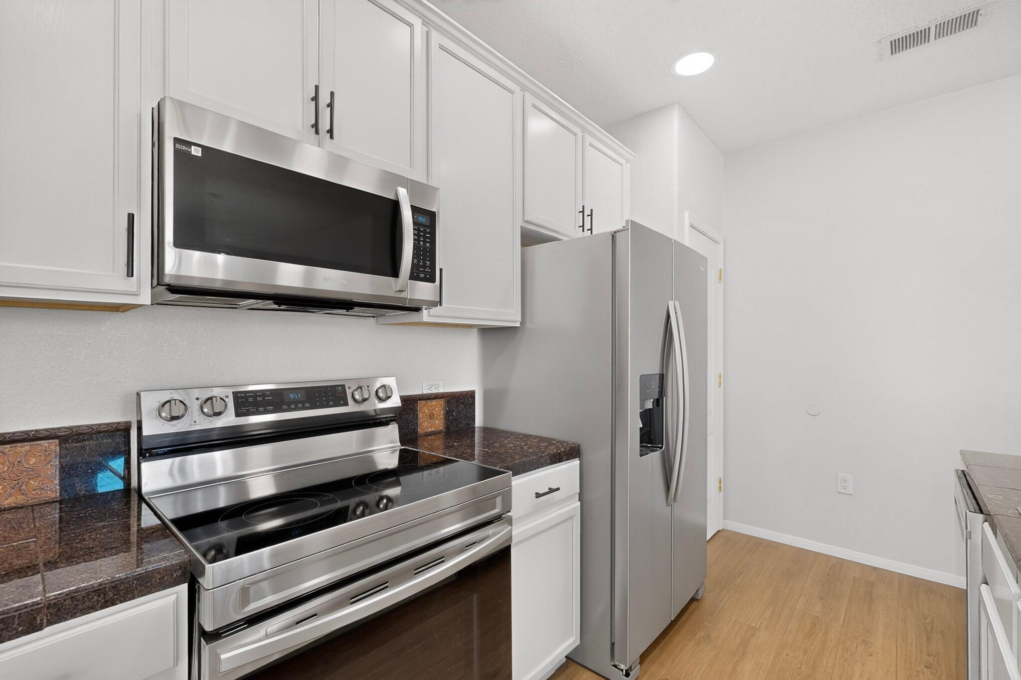 Photo 19 — 601 Menaul Boulevard NE UNIT 3601