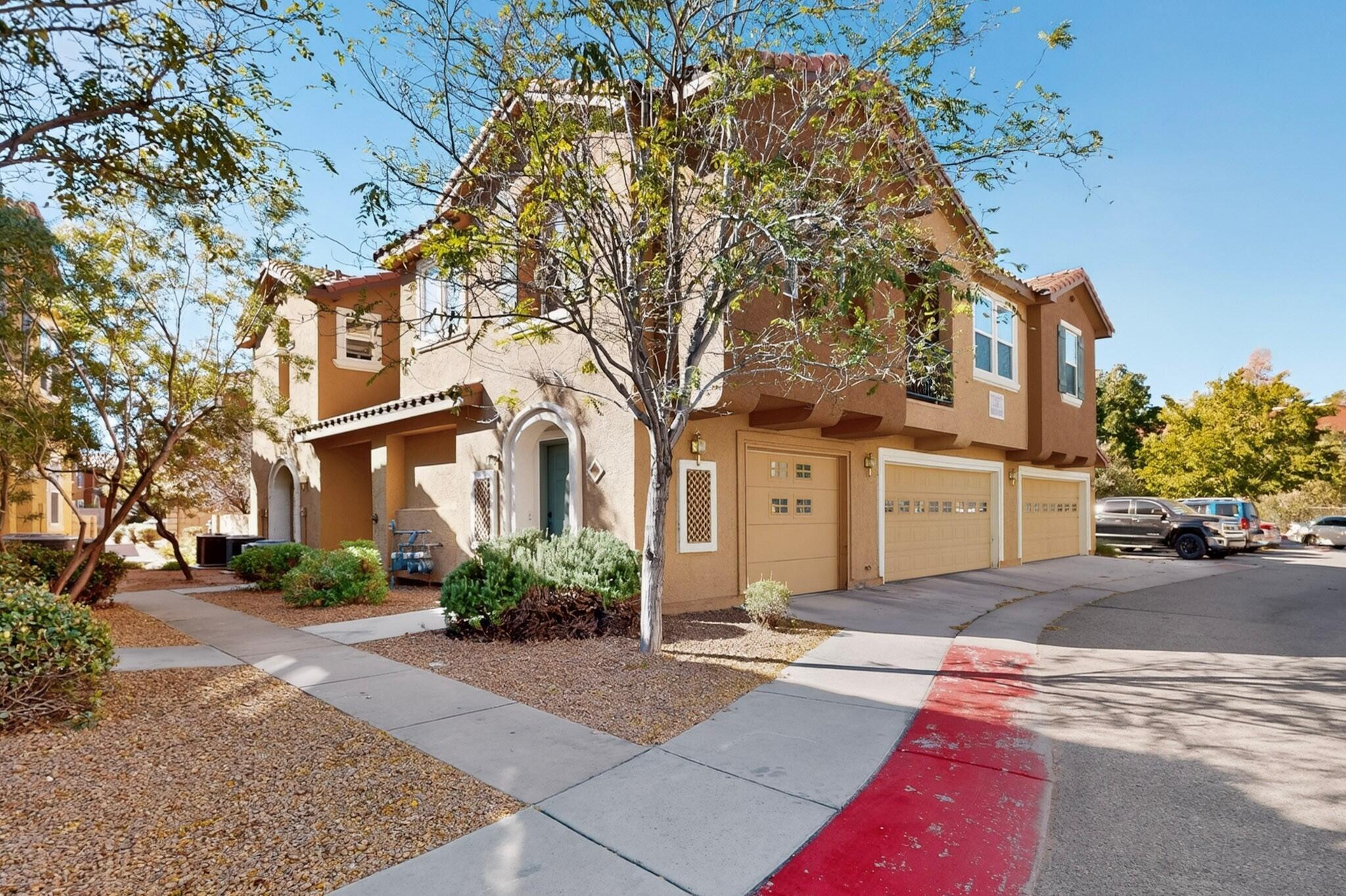 Photo 2 — 601 Menaul Boulevard NE UNIT 3601