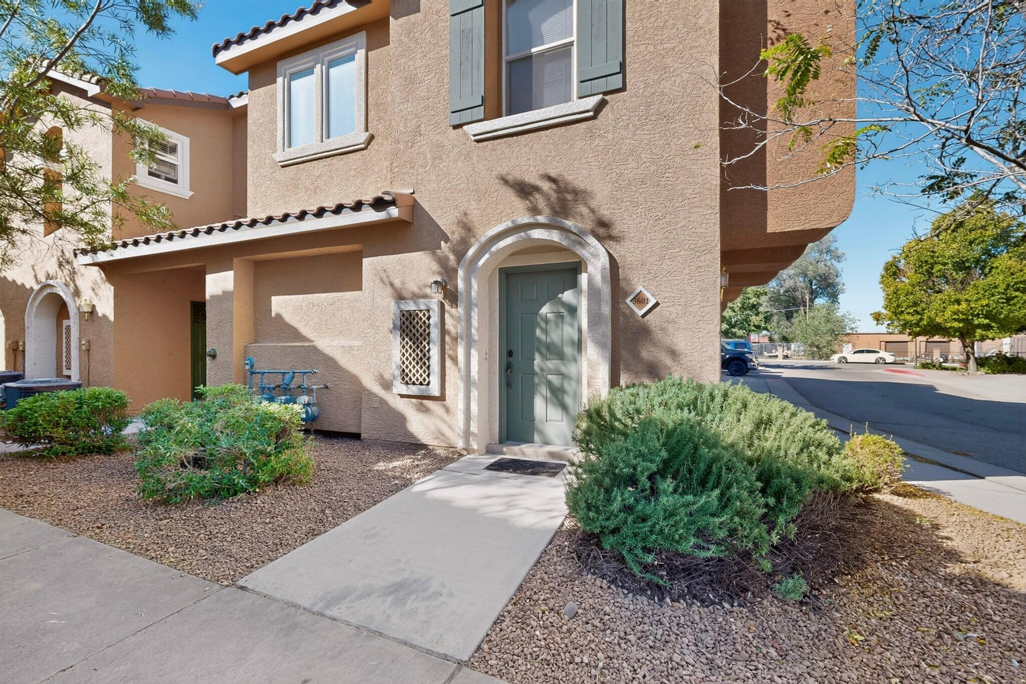 Photo 4 — 601 Menaul Boulevard NE UNIT 3601