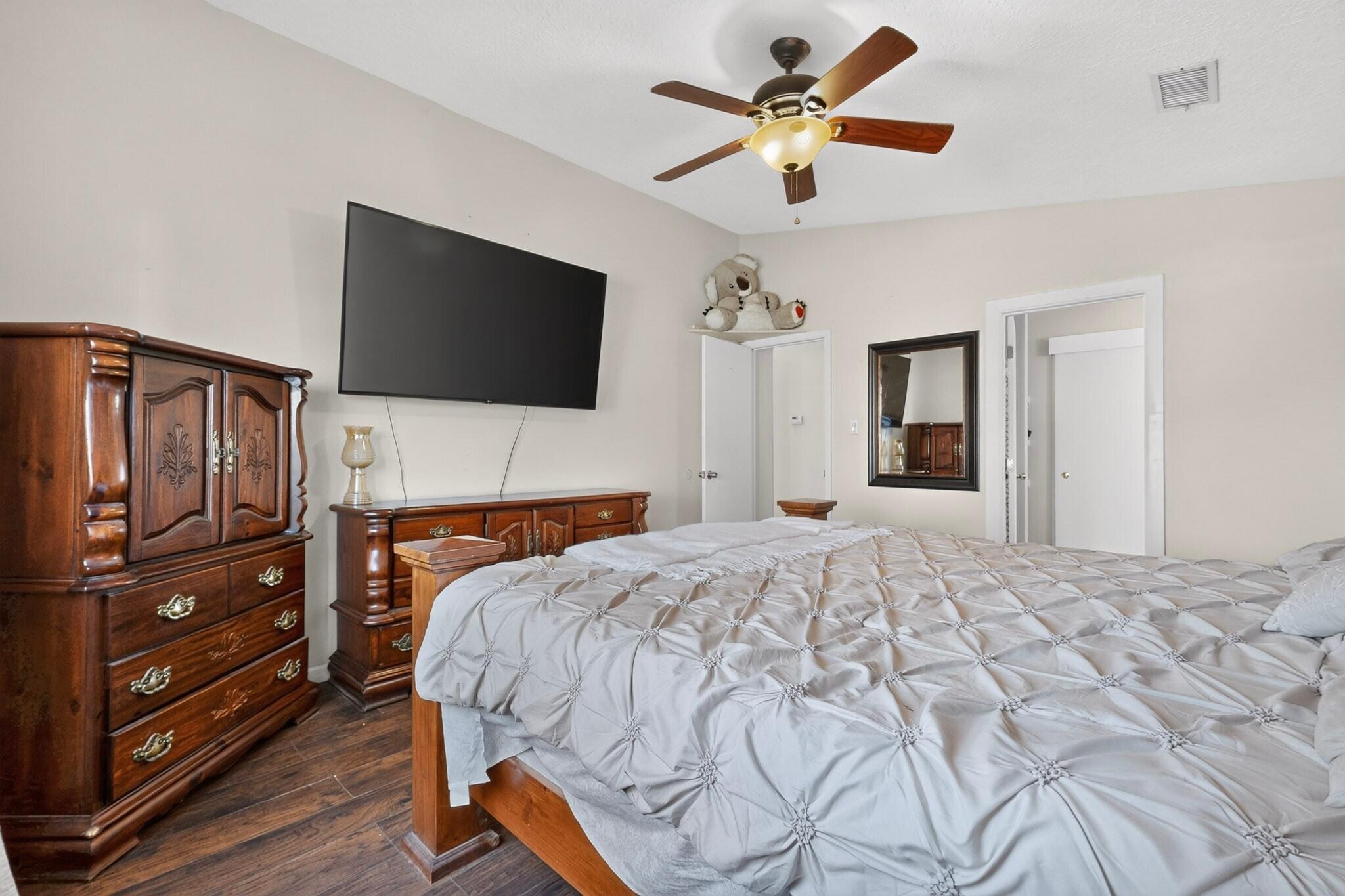 Photo 3 — 7701 Santa Maria Court NW