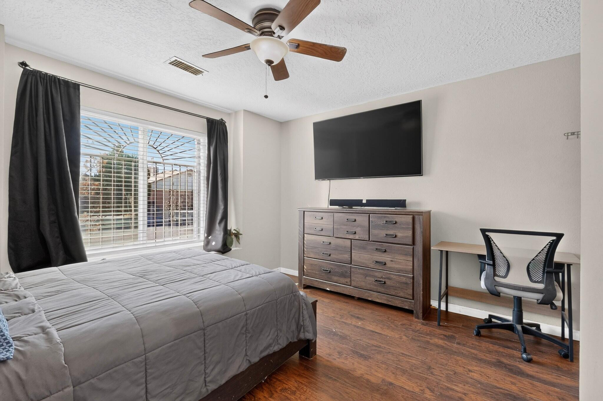 Photo 8 — 7701 Santa Maria Court NW