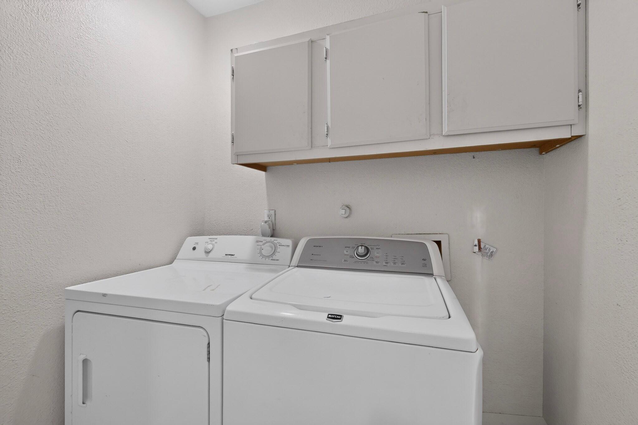 Photo 14 — 7701 Santa Maria Court NW