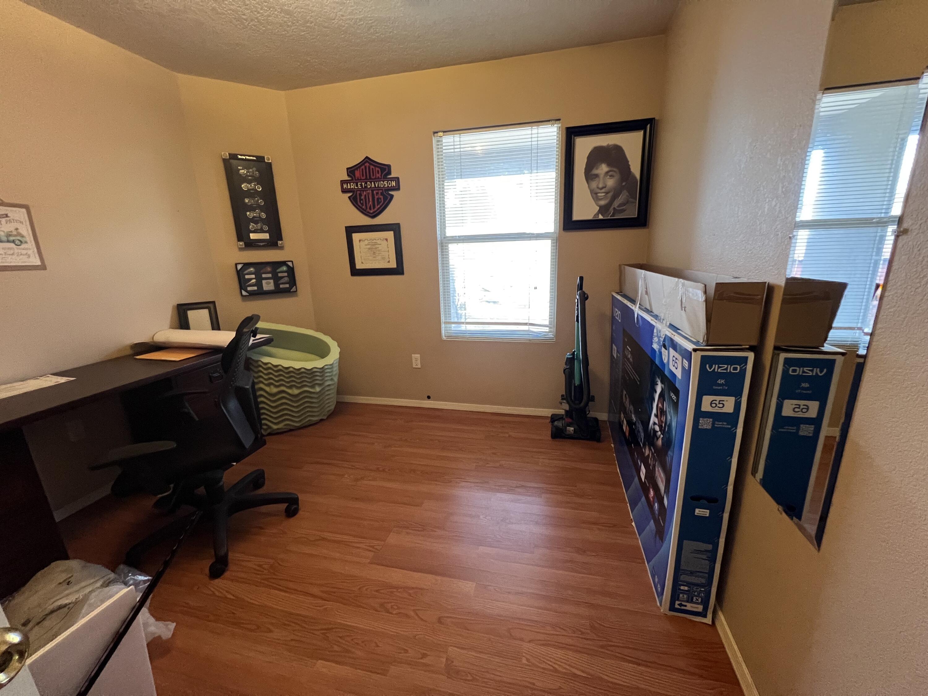 Photo 12 — 9131 Port Road NW