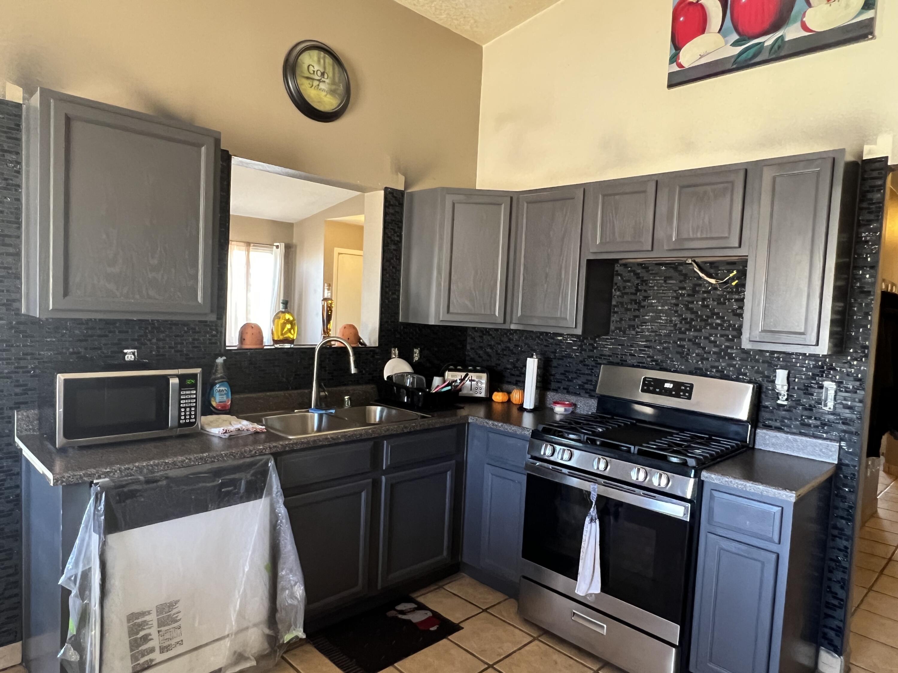 Photo 17 — 9131 Port Road NW