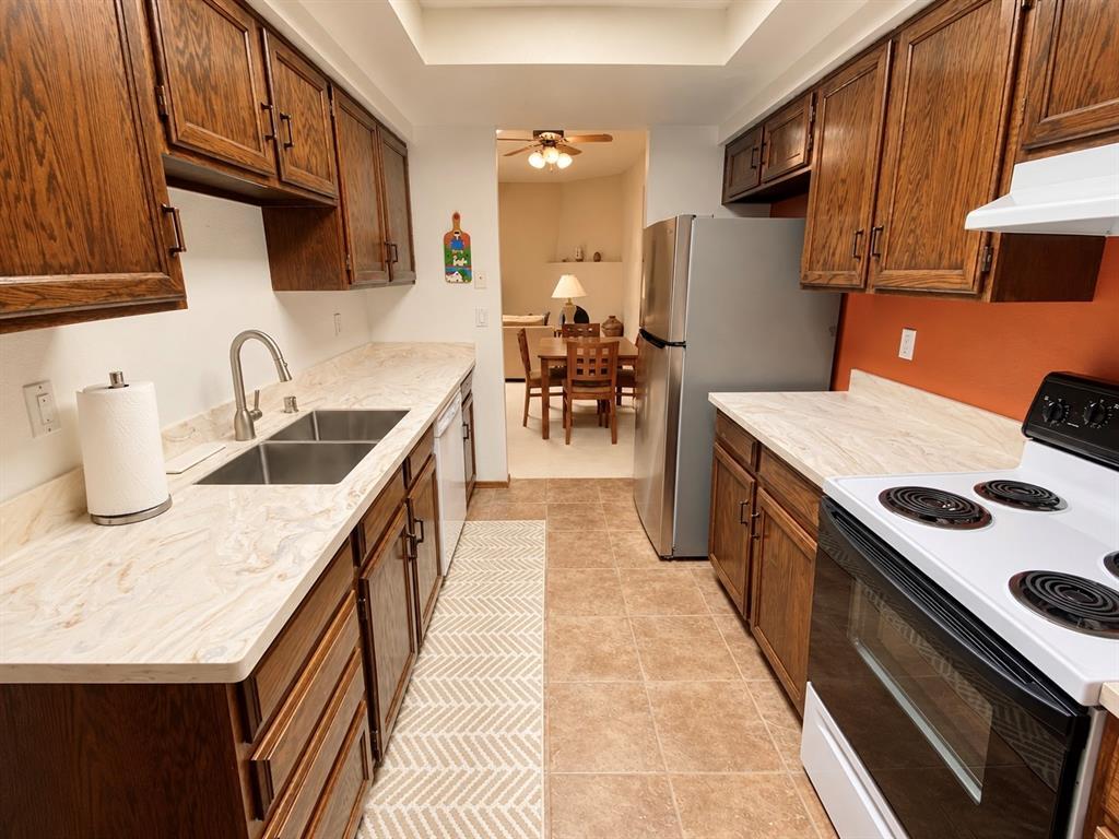 Photo 11 — 2838 N Paseo De Los Pueblos NE APT 6