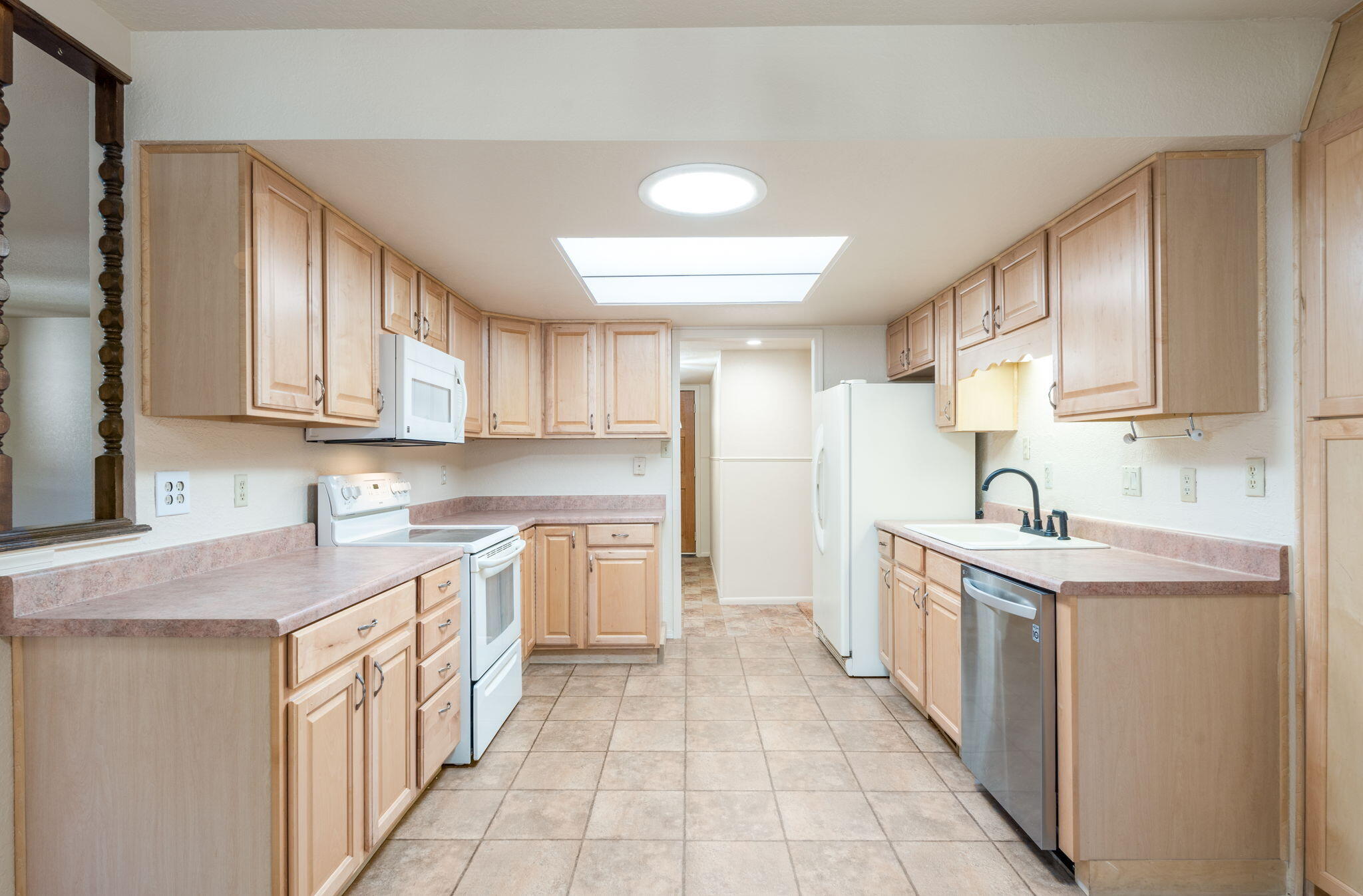 Photo 10 — 10313 Leymon Court NW
