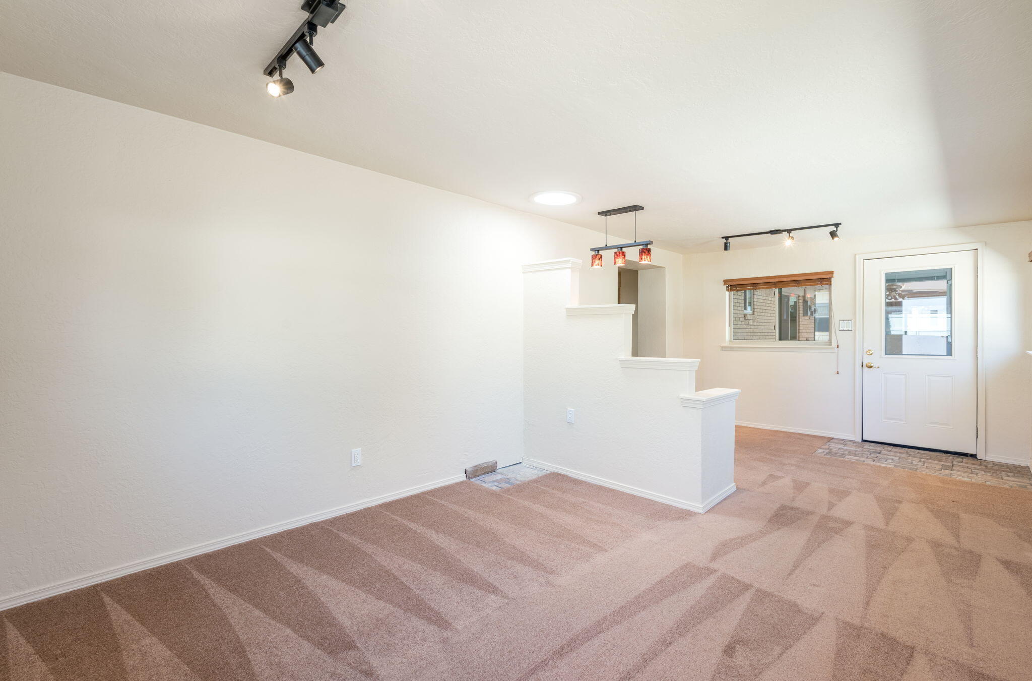 Photo 15 — 10313 Leymon Court NW