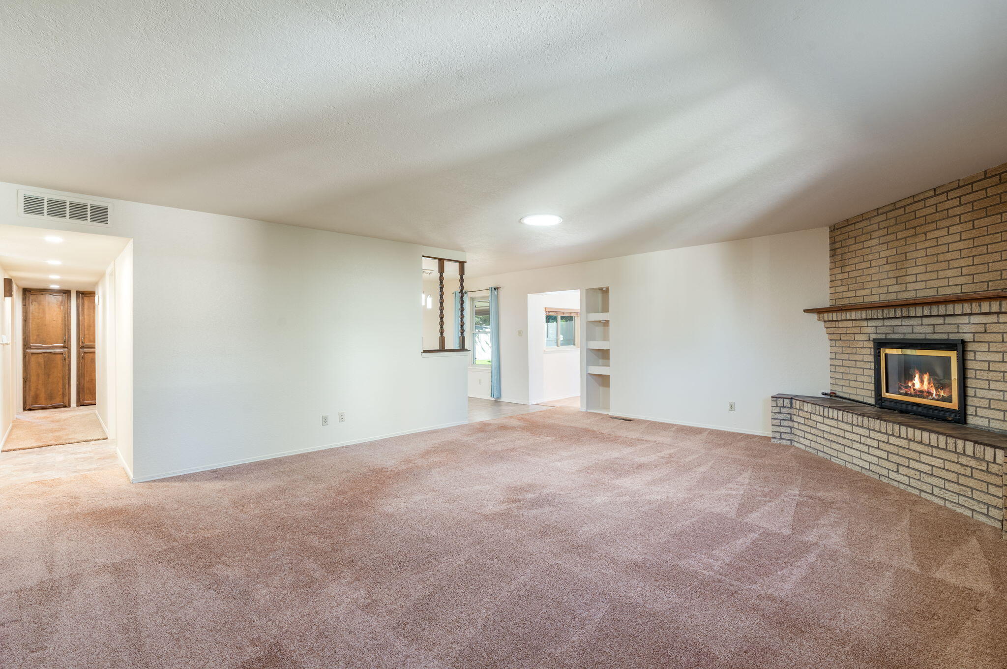 Photo 6 — 10313 Leymon Court NW