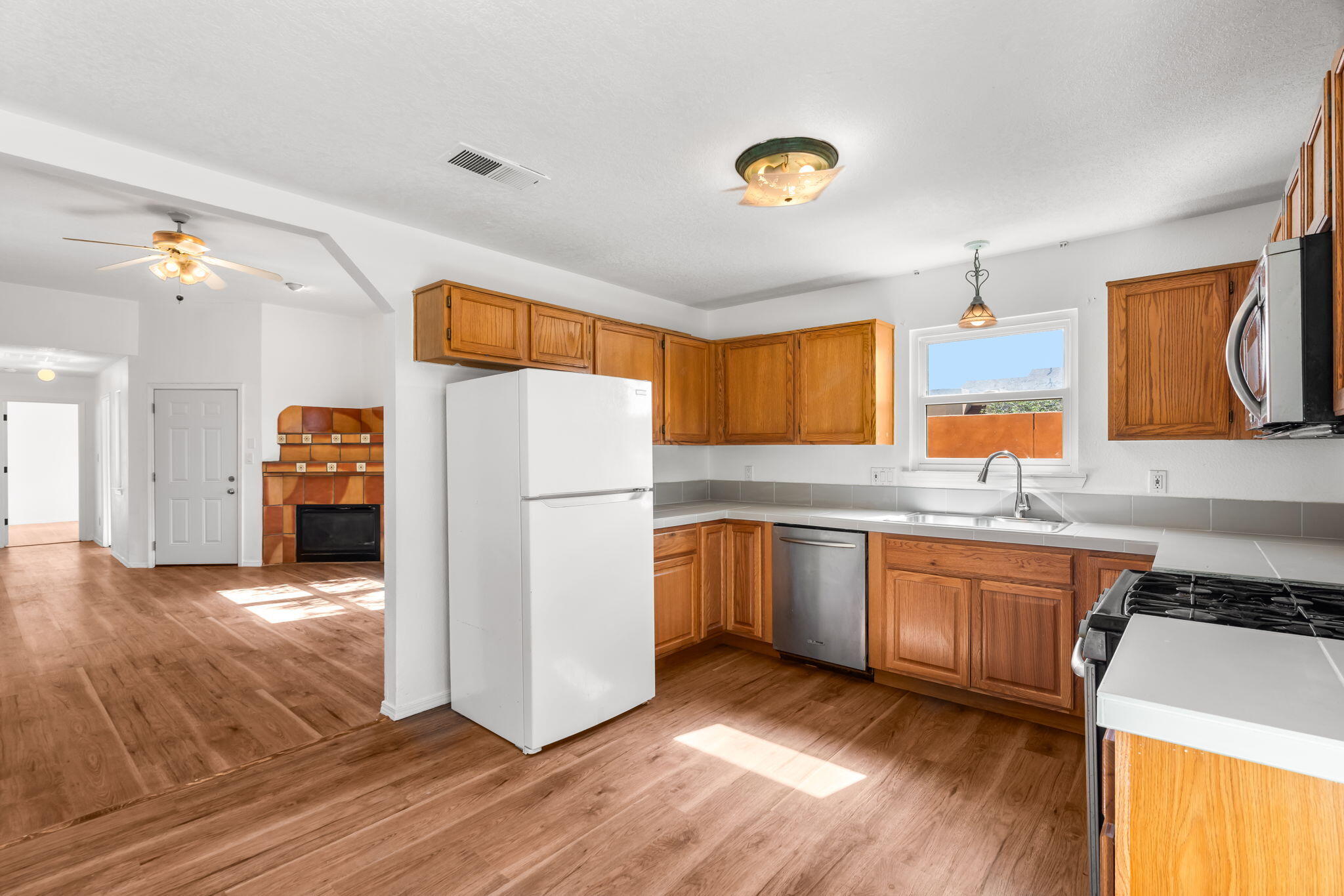 Photo 16 — 5201 Valentino Street NW