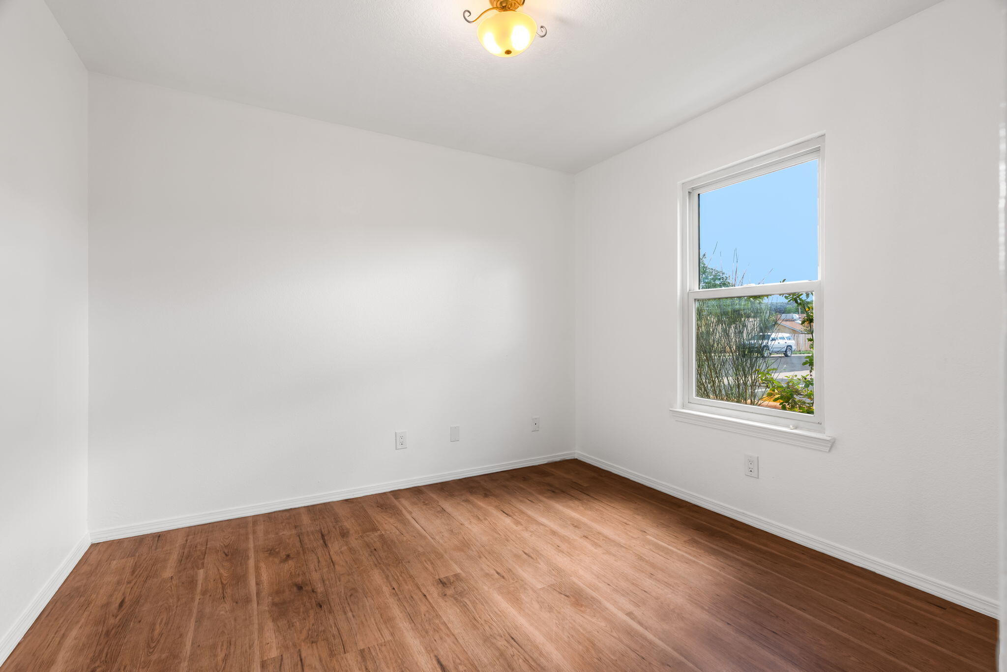 Photo 10 — 5201 Valentino Street NW