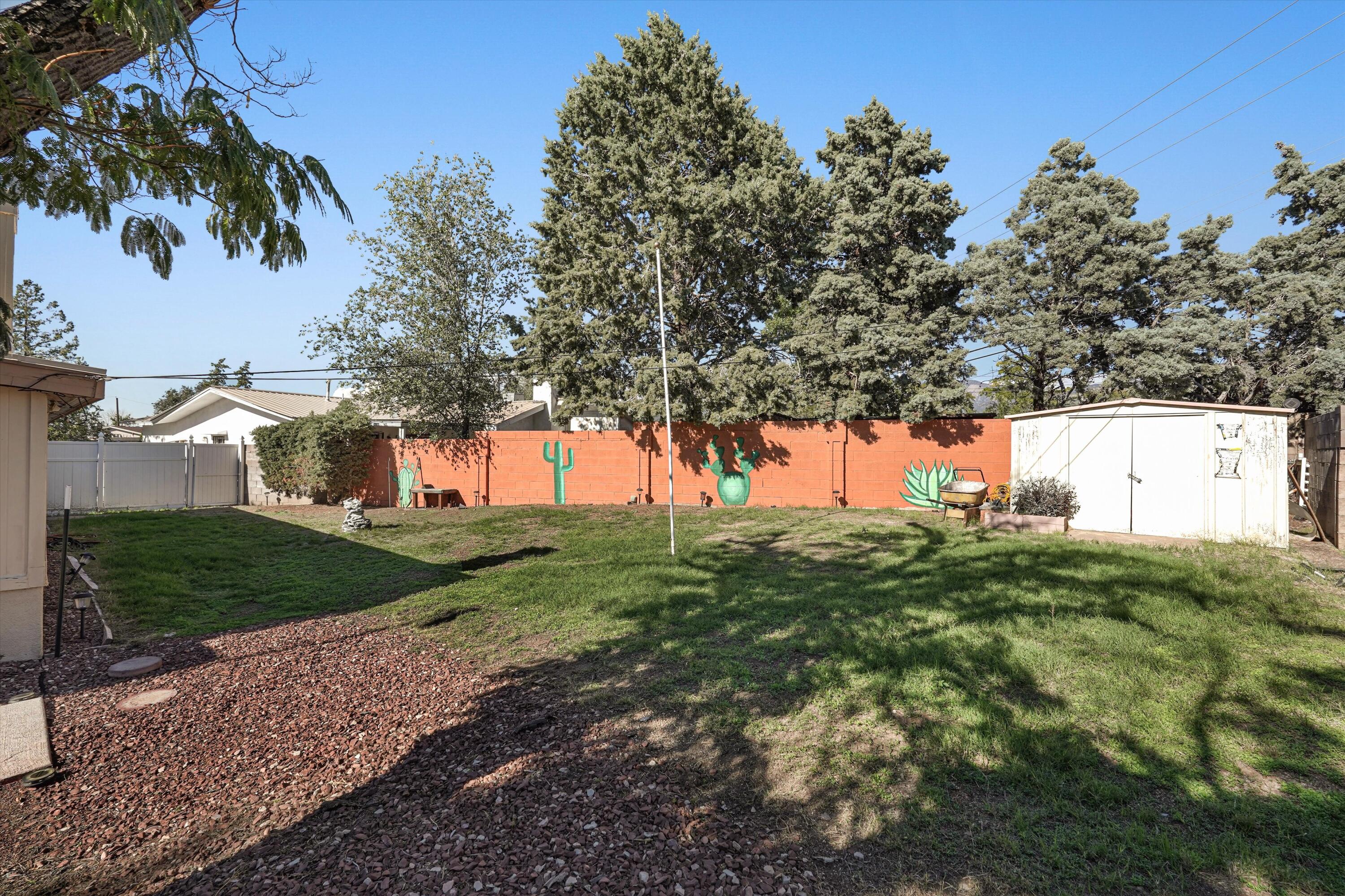 Photo 4 — 1628 Muriel Street NE