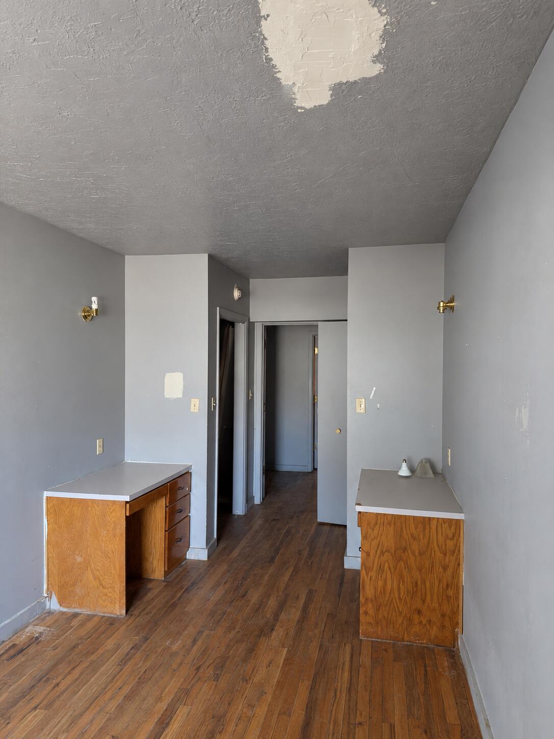 Photo 3 — 305 Lagunitas Lane SW