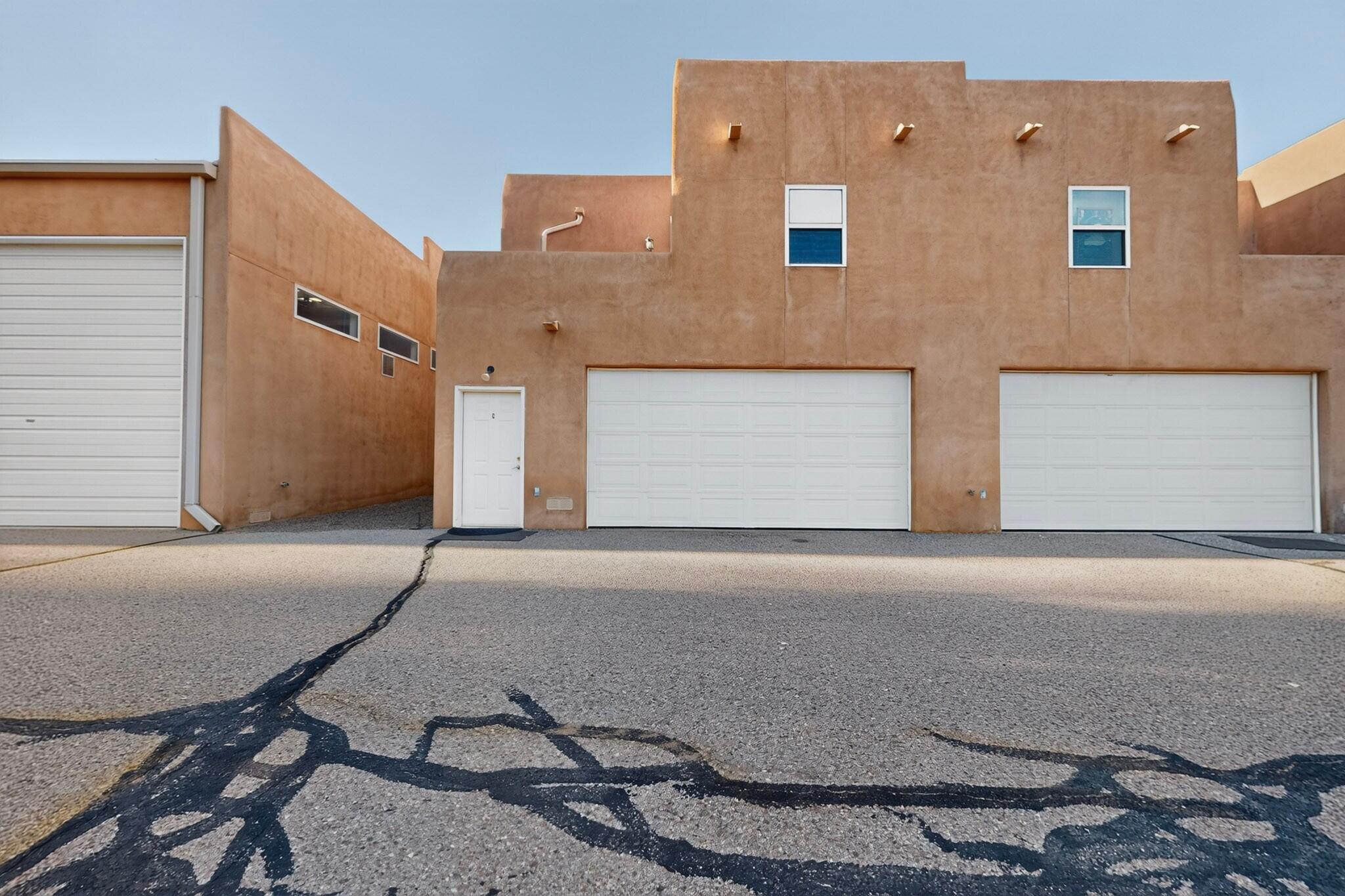 Photo 4 — 218 Cynthia Loop NW C