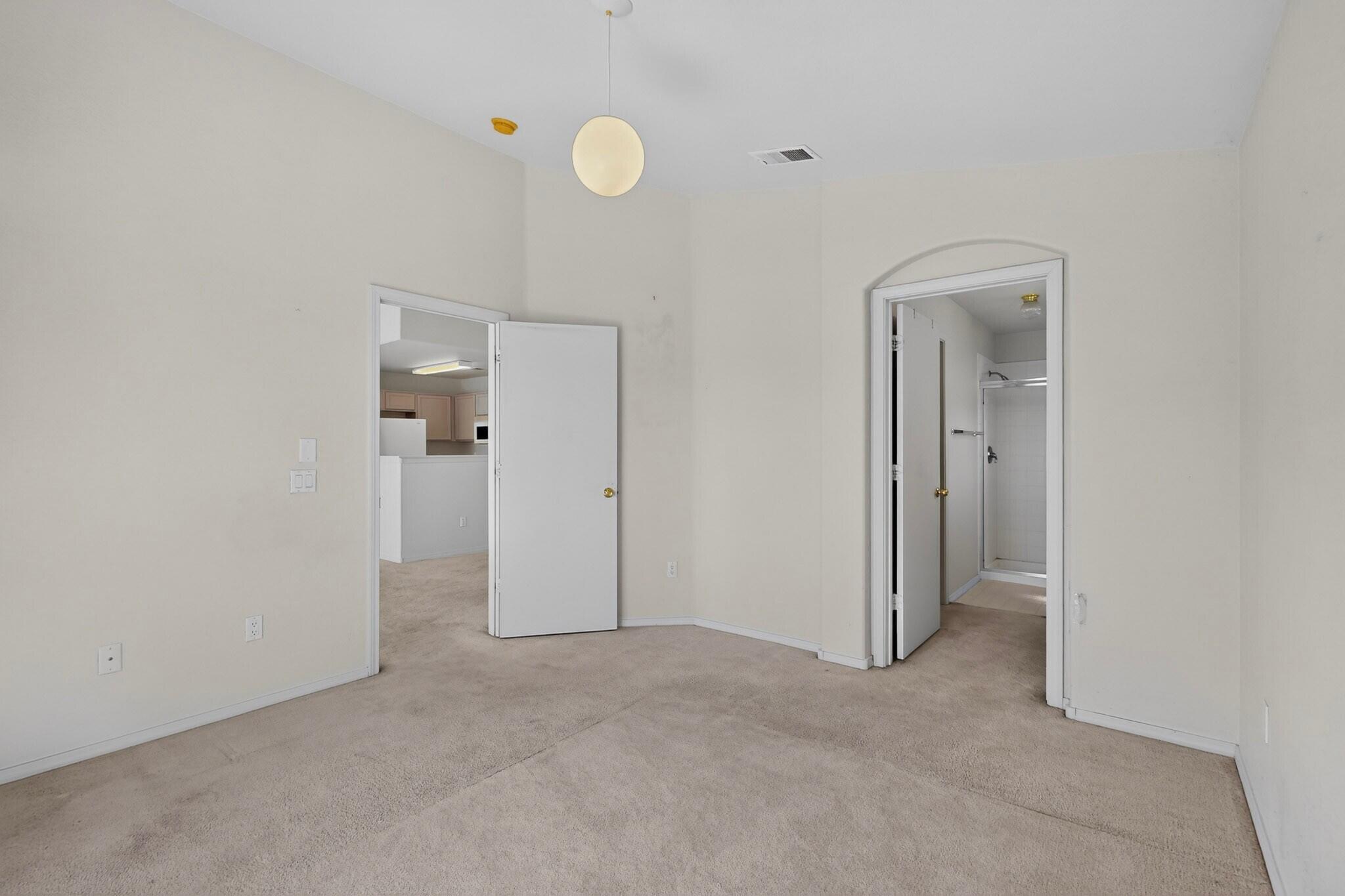 Photo 17 — 6501 San Antonio Drive NE UNIT 1001