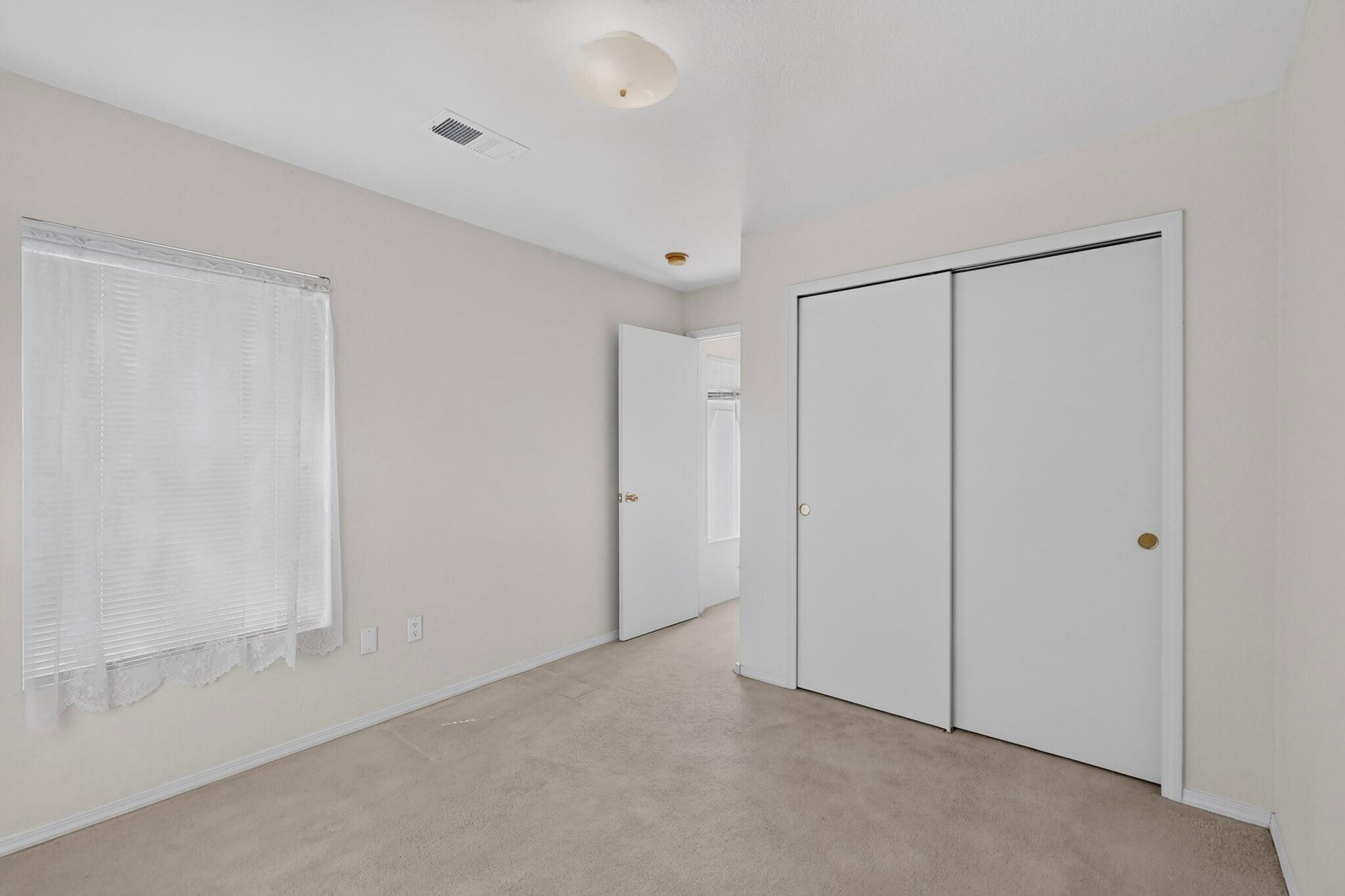 Photo 9 — 6501 San Antonio Drive NE UNIT 1001