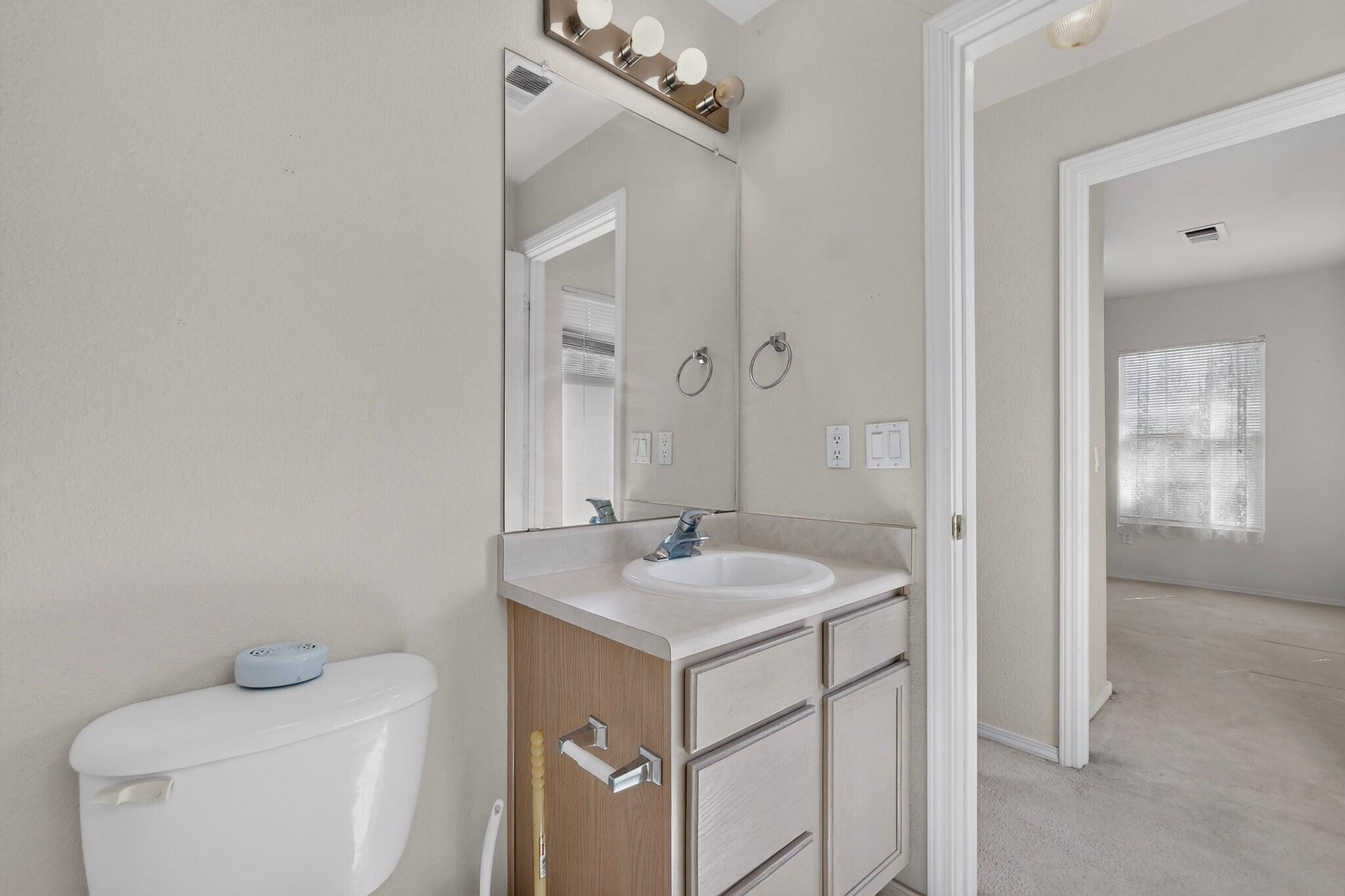 Photo 7 — 6501 San Antonio Drive NE UNIT 1001