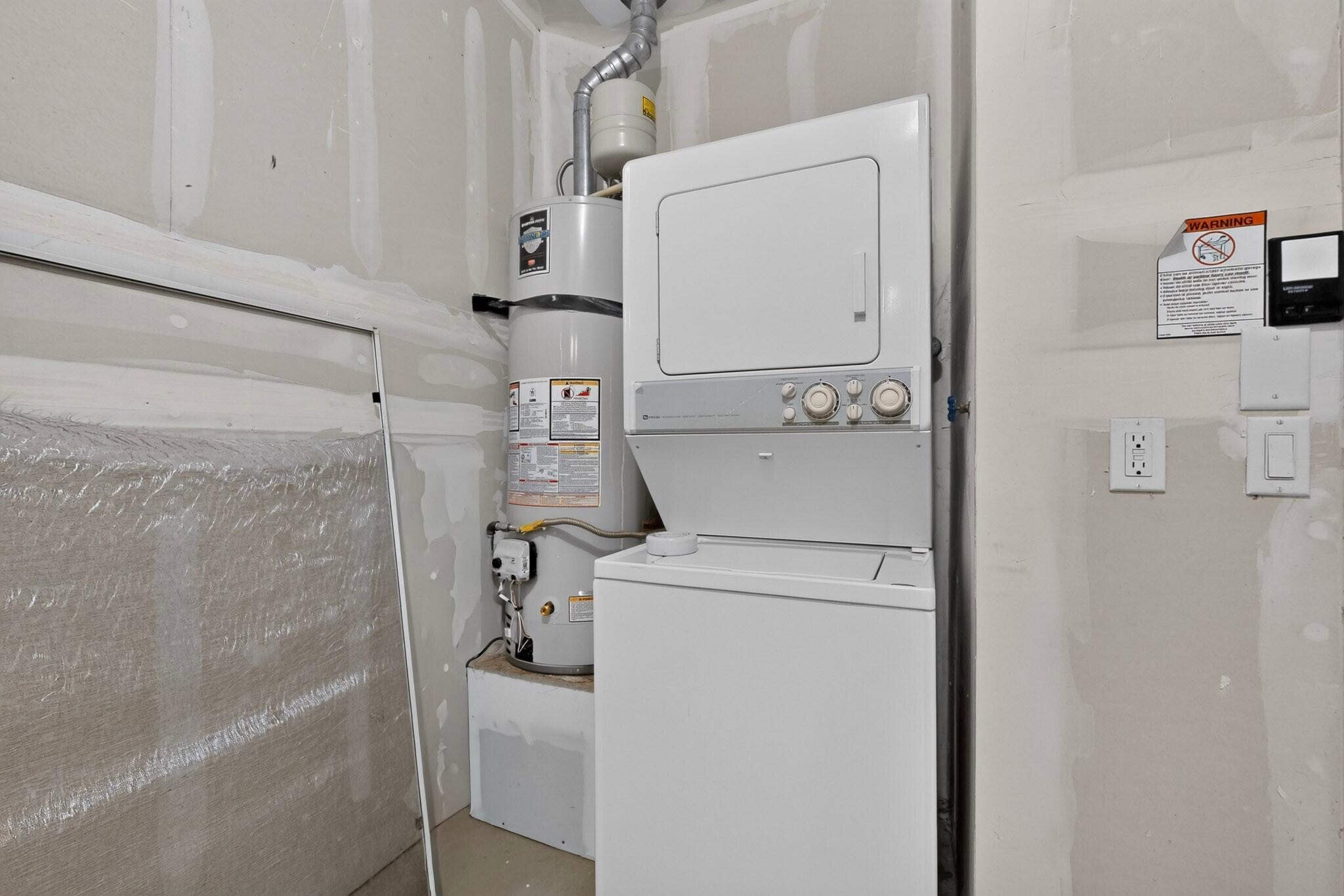 Photo 5 — 6501 San Antonio Drive NE UNIT 1001