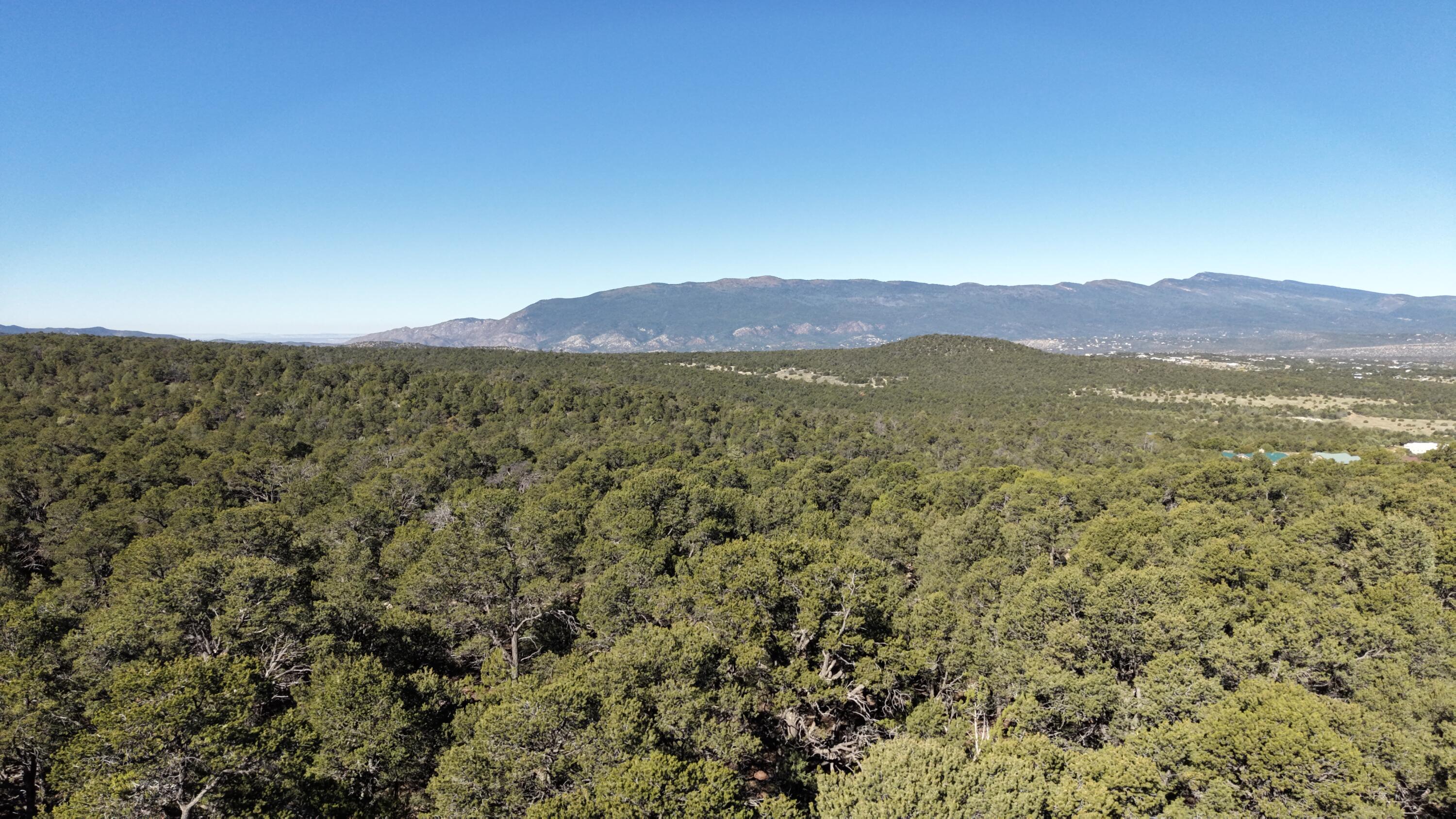 21 Cresta Vista Court, Tijeras, NM 87059