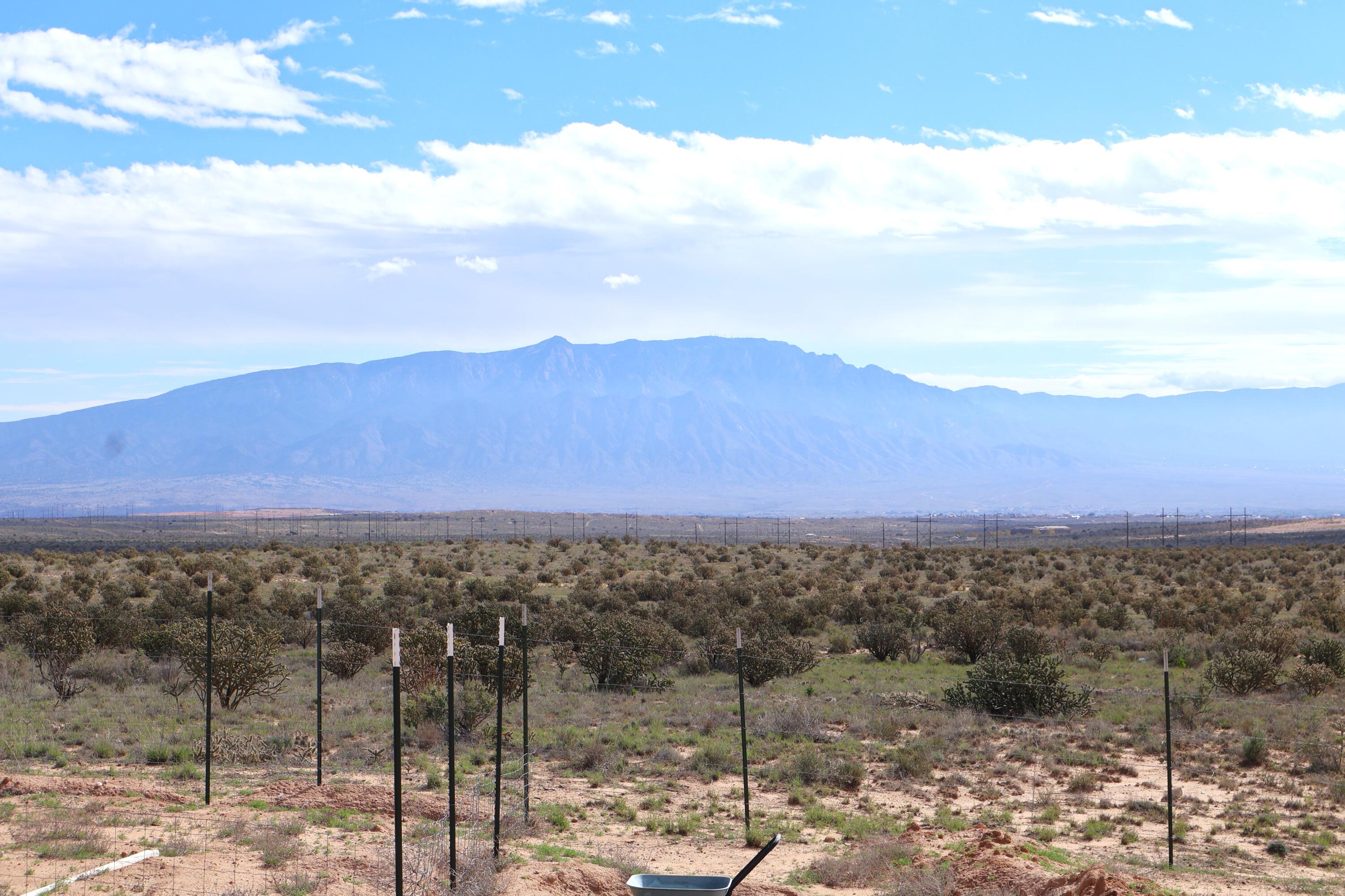 1405 Bernice Road NE, Rio Rancho, NM 87144