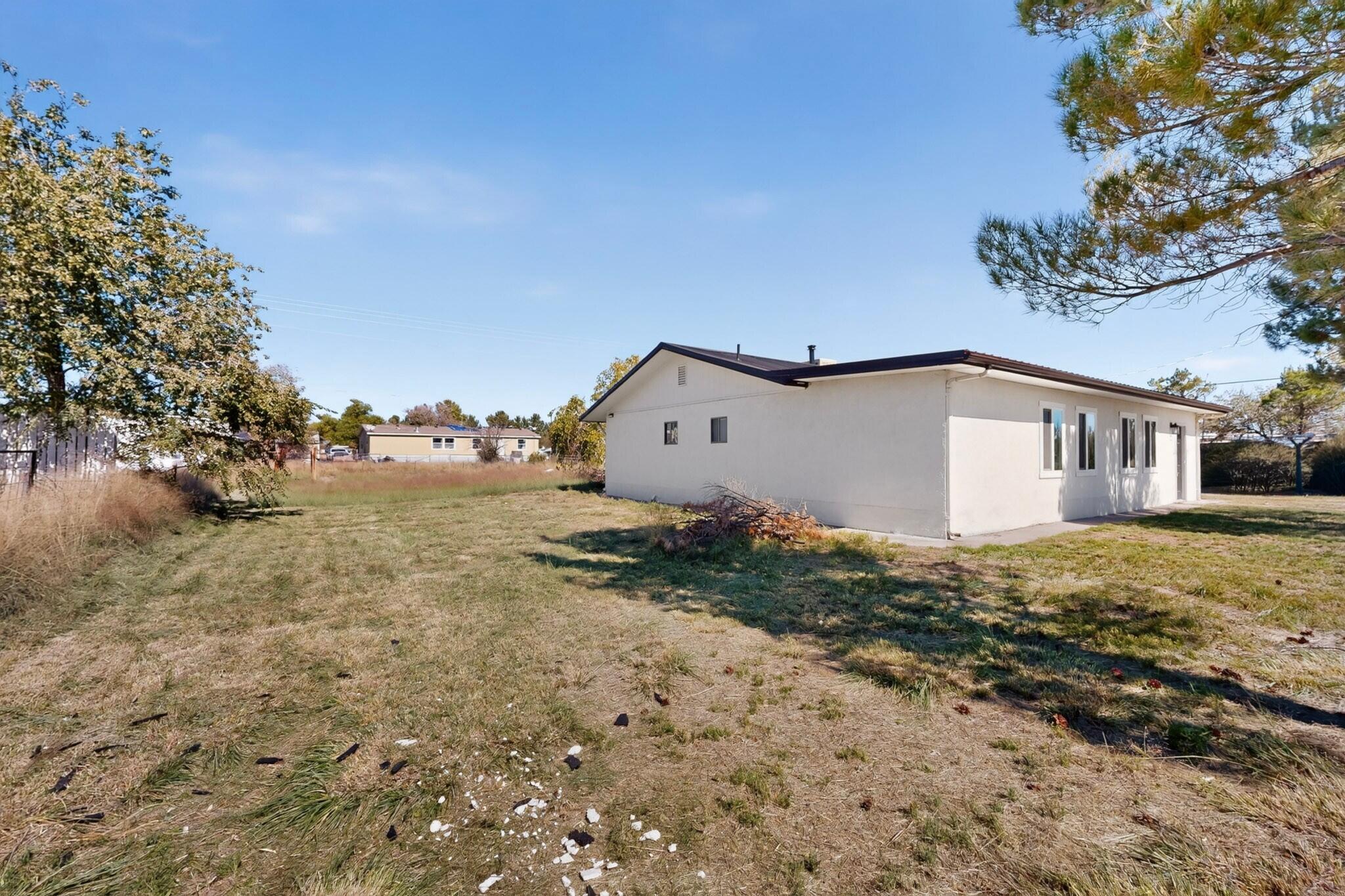 Photo 11 — 211 Willow Street