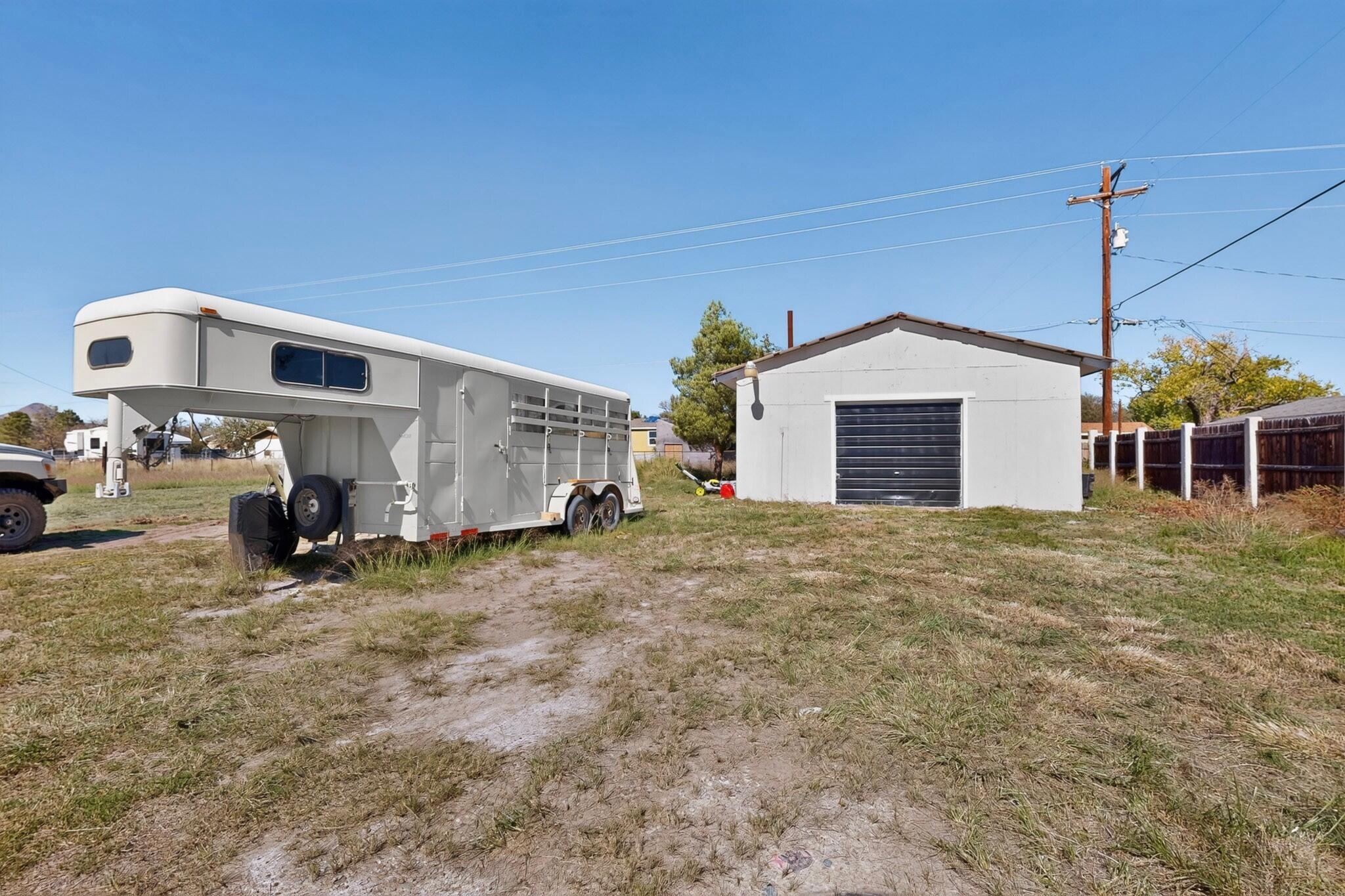 Photo 18 — 211 Willow Street