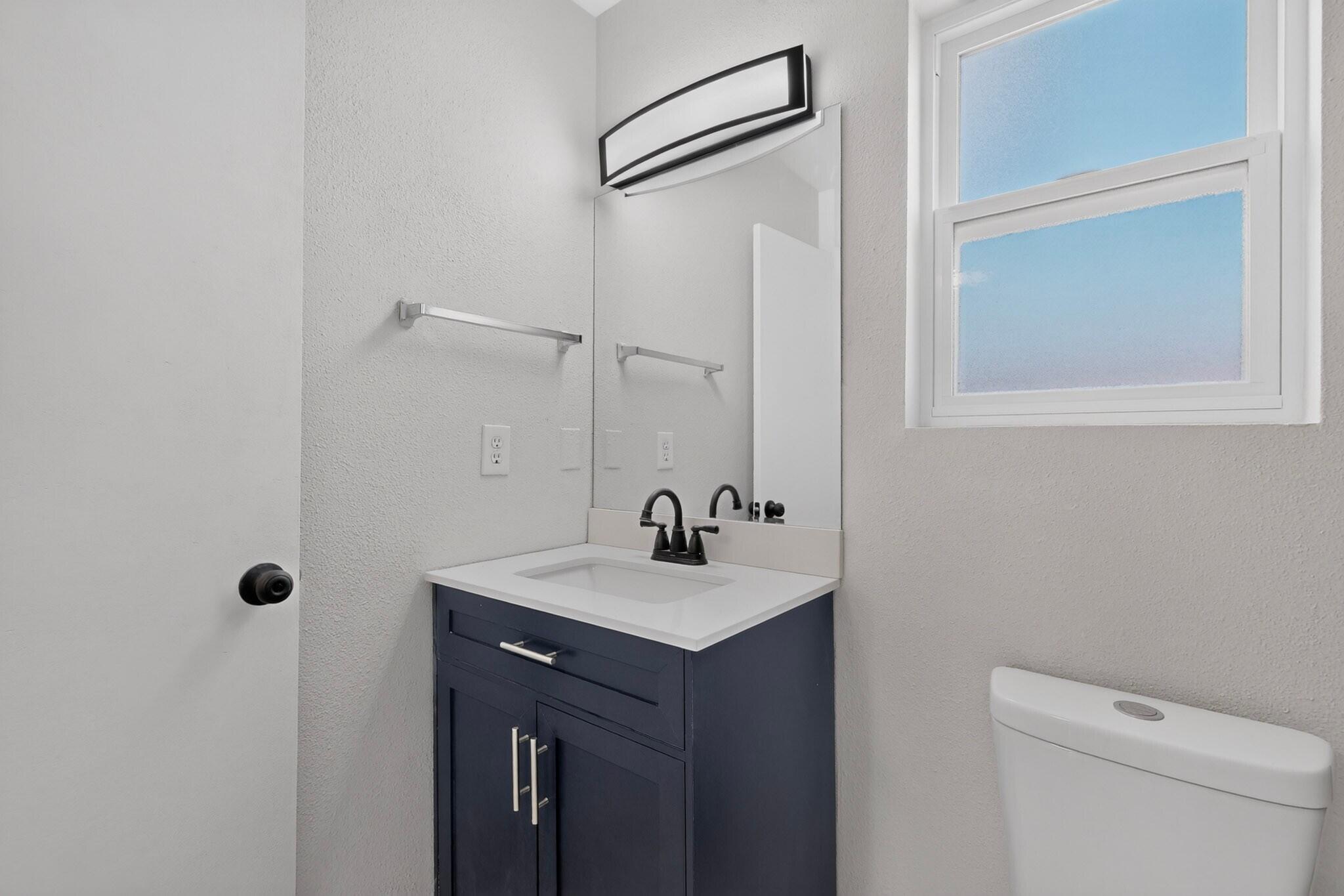 Photo 14 — 5901 Hayes Drive NW