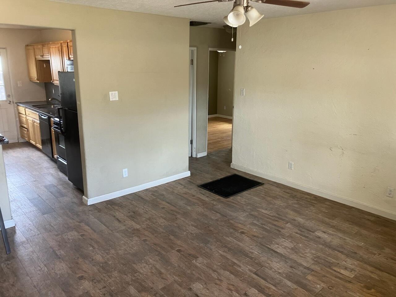 Photo 5 — 3931 Thaxton Avenue SE