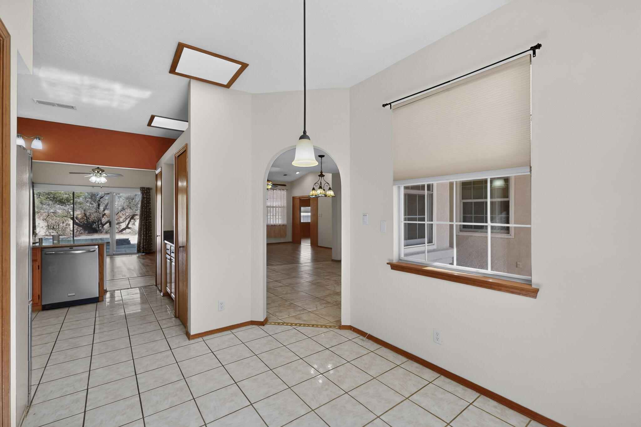 Photo 8 — 2881 Chessman Drive SE