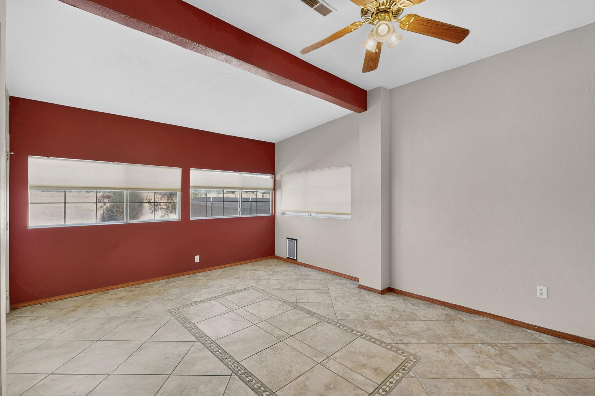 Photo 16 — 2881 Chessman Drive SE