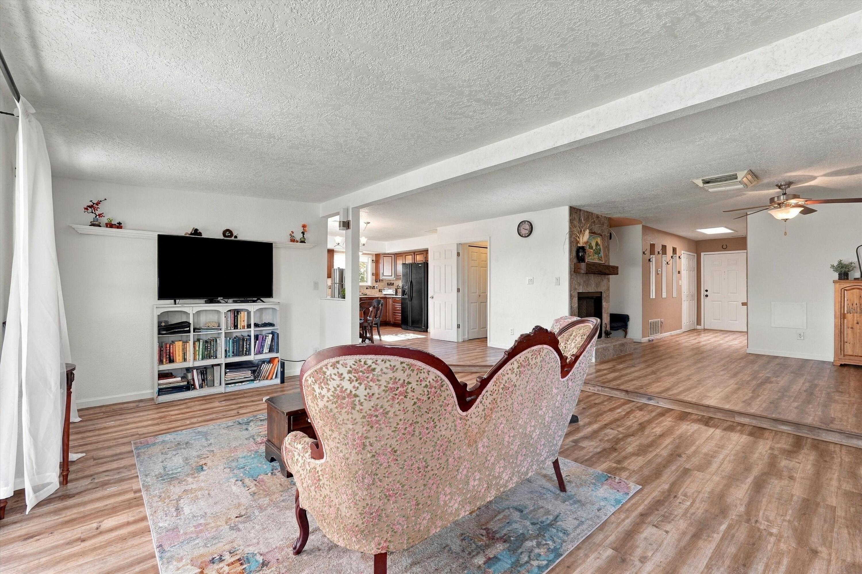 Photo 13 — 1984 Cherry Road NE