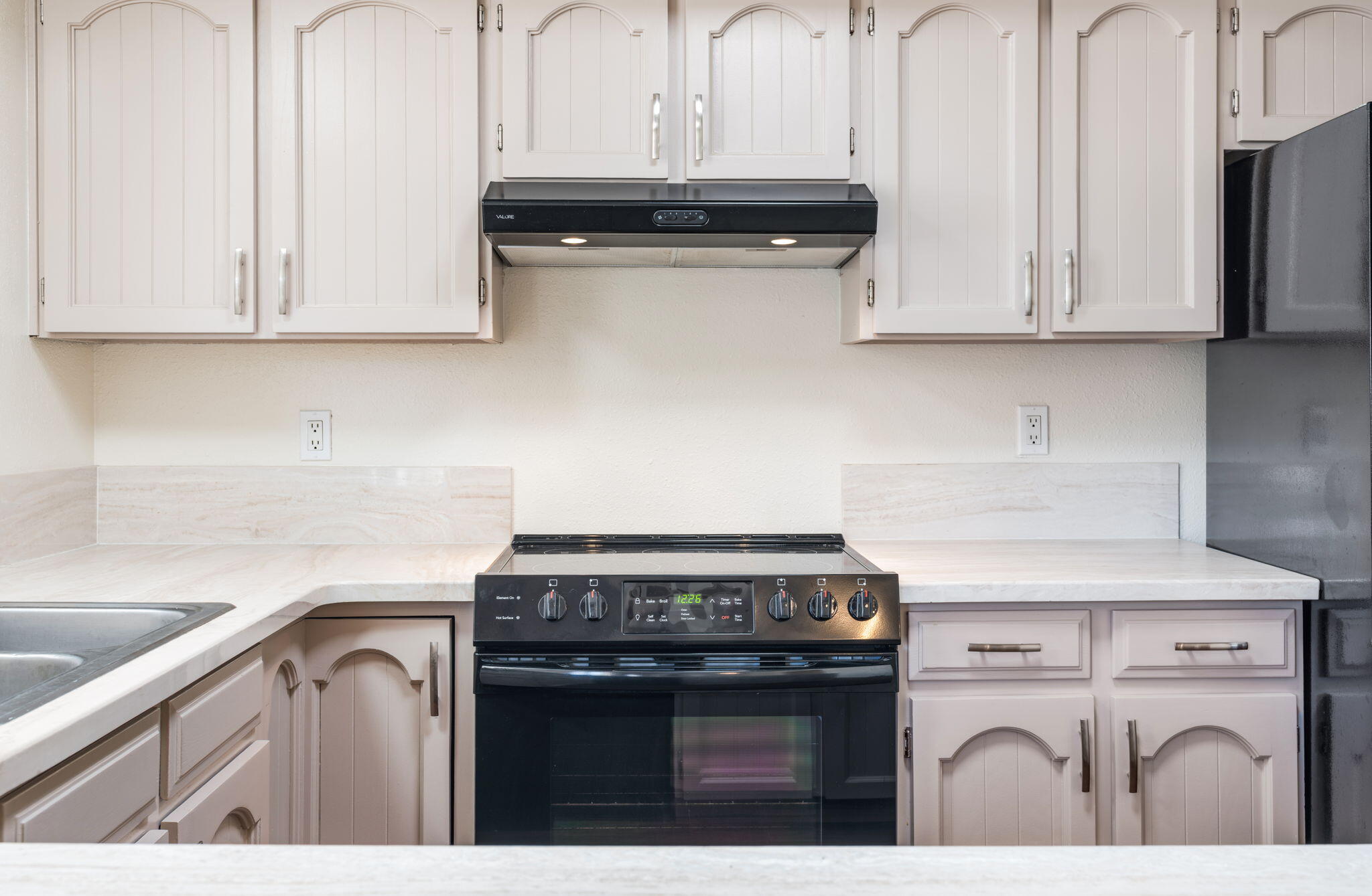 Photo 13 — 6713 Rustler Road NW