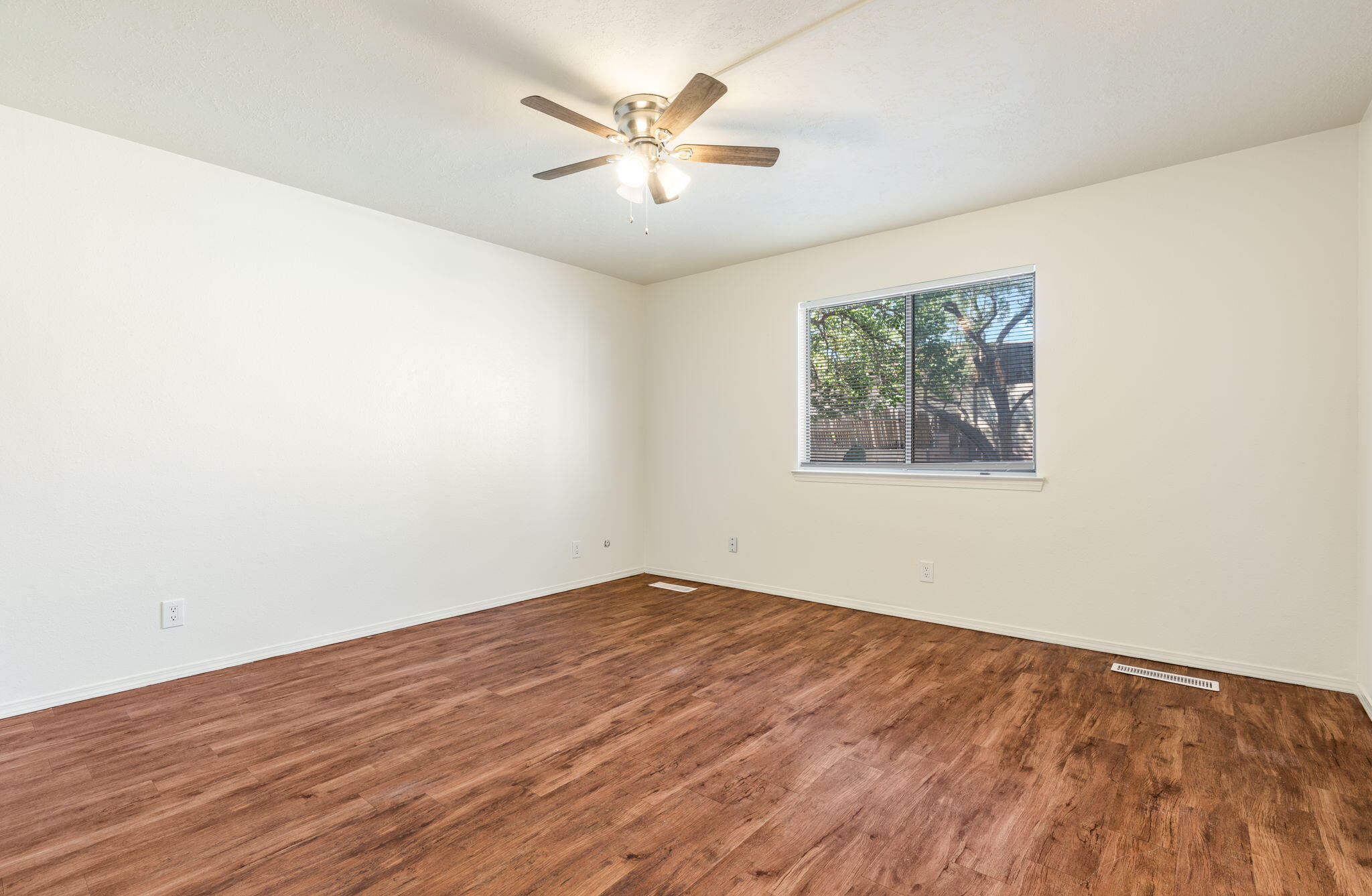 Photo 15 — 6713 Rustler Road NW