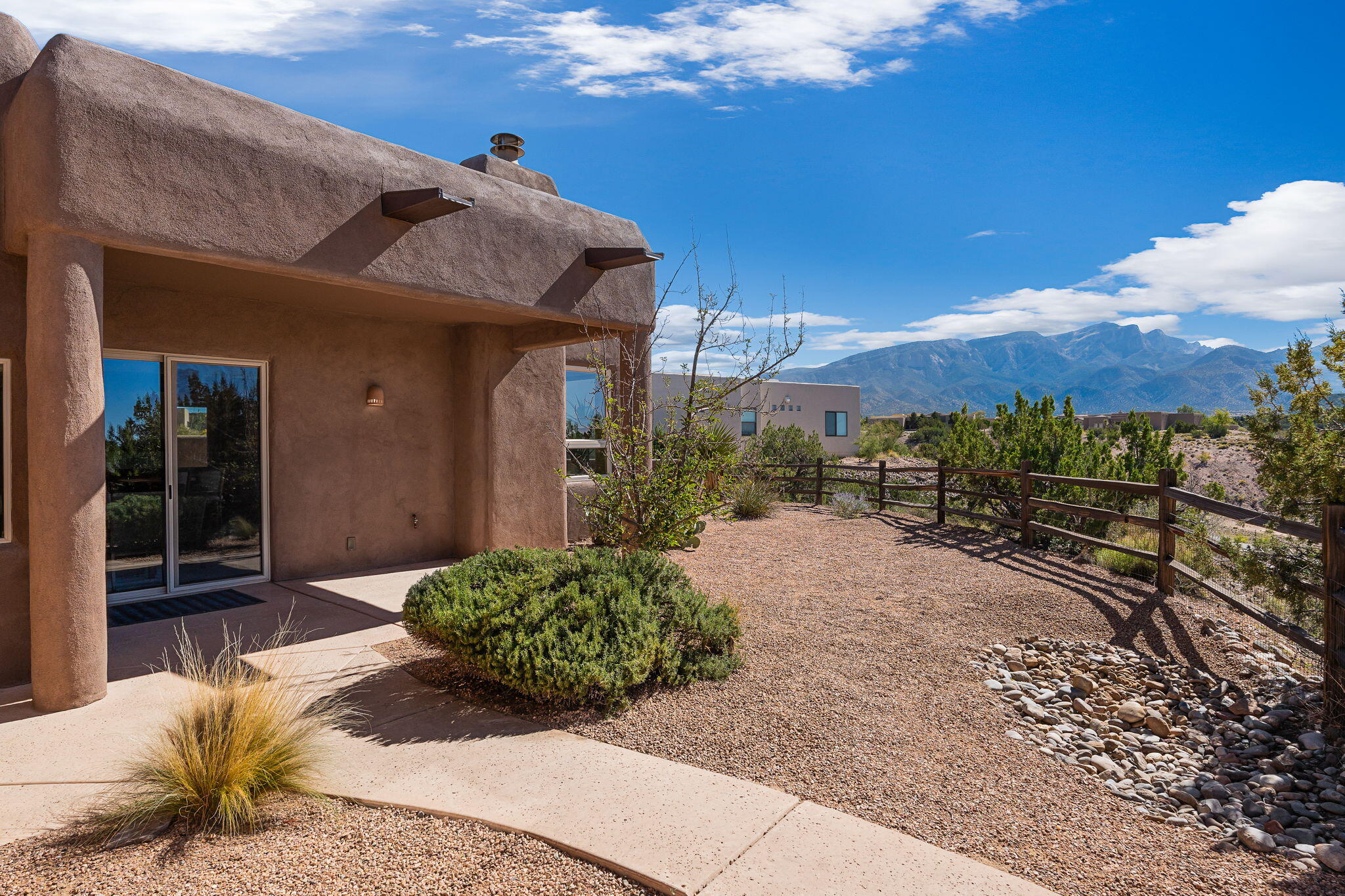 Photo 5 — 11 Mimbres Court