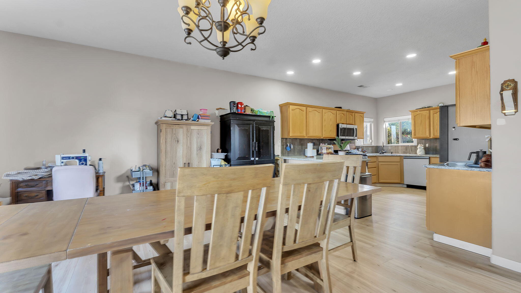 Photo 14 — 5855 Ermemin Avenue NW