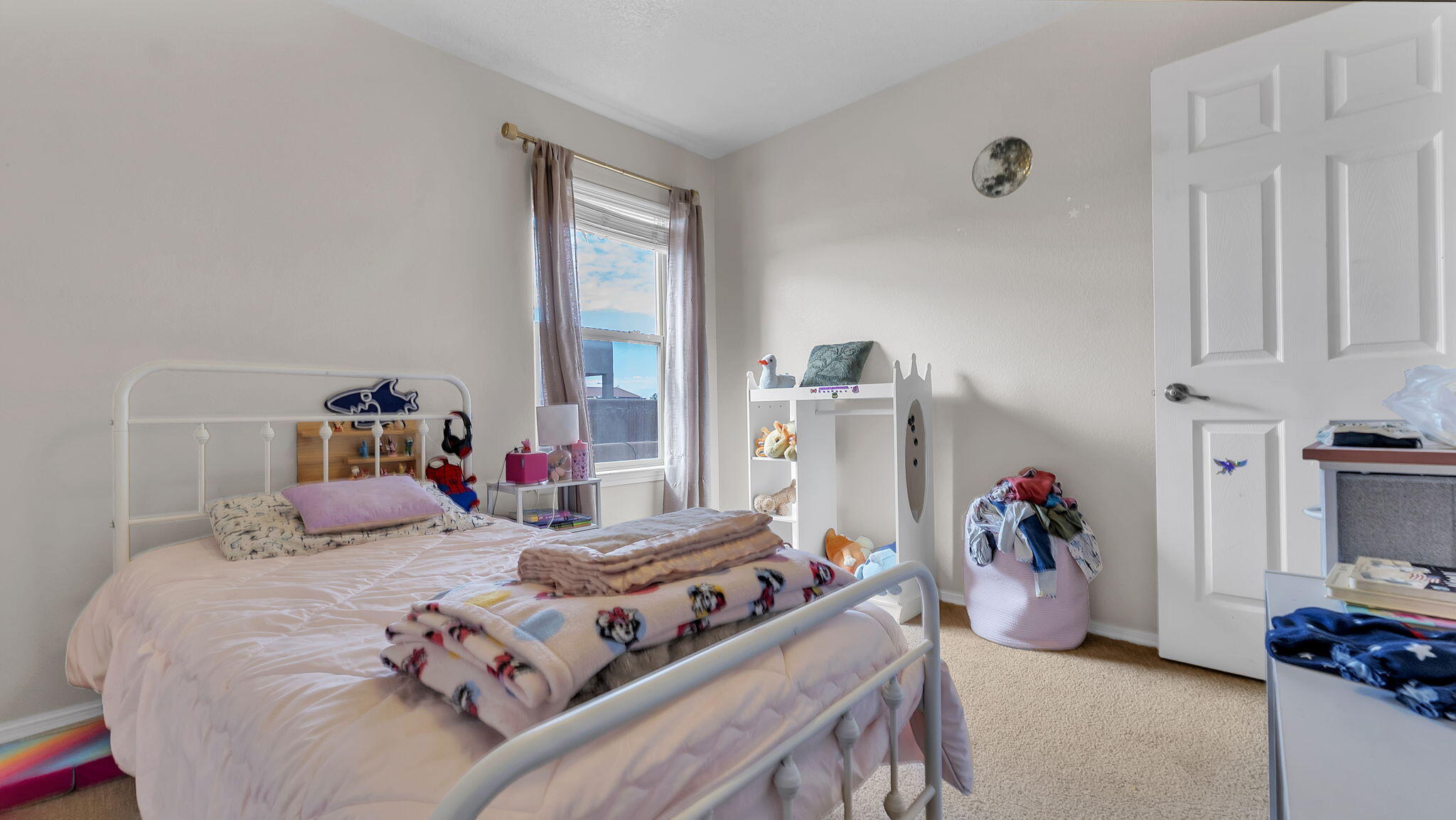 Photo 18 — 5855 Ermemin Avenue NW