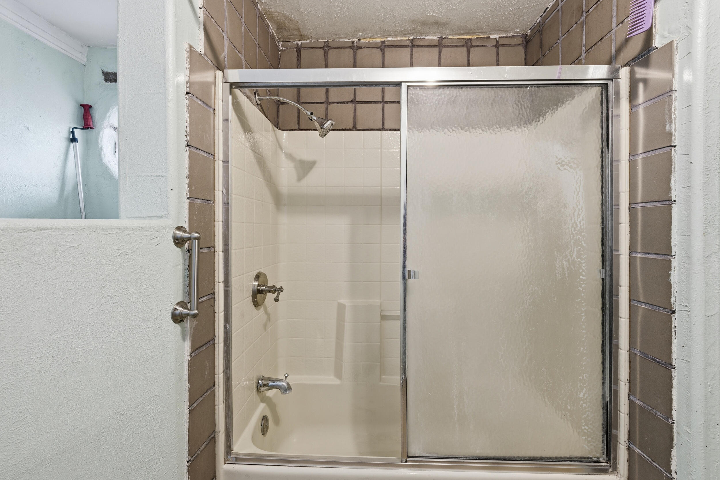 Photo 9 — 11 Longview Drive